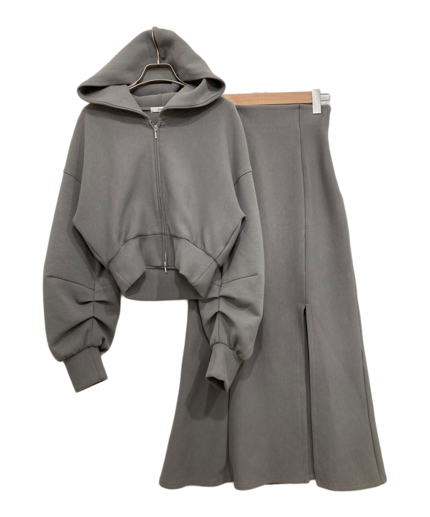 新品】SNIDEL / スナイデル Sustainaフーディー 【公式通販】