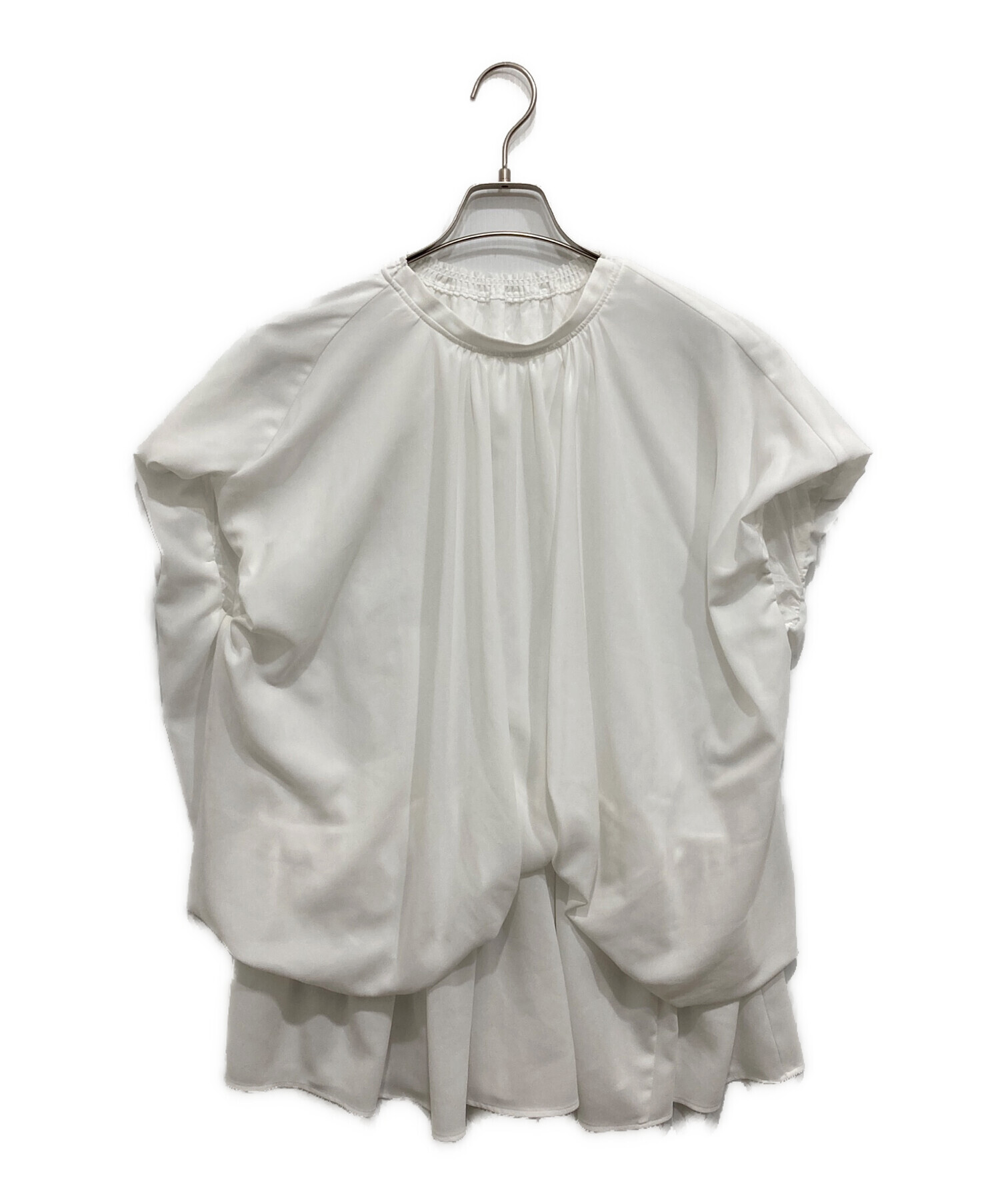 ENFOLD WAVE SHIRRING BLOUSE LUSIDA]Flowy Shirring Blouse