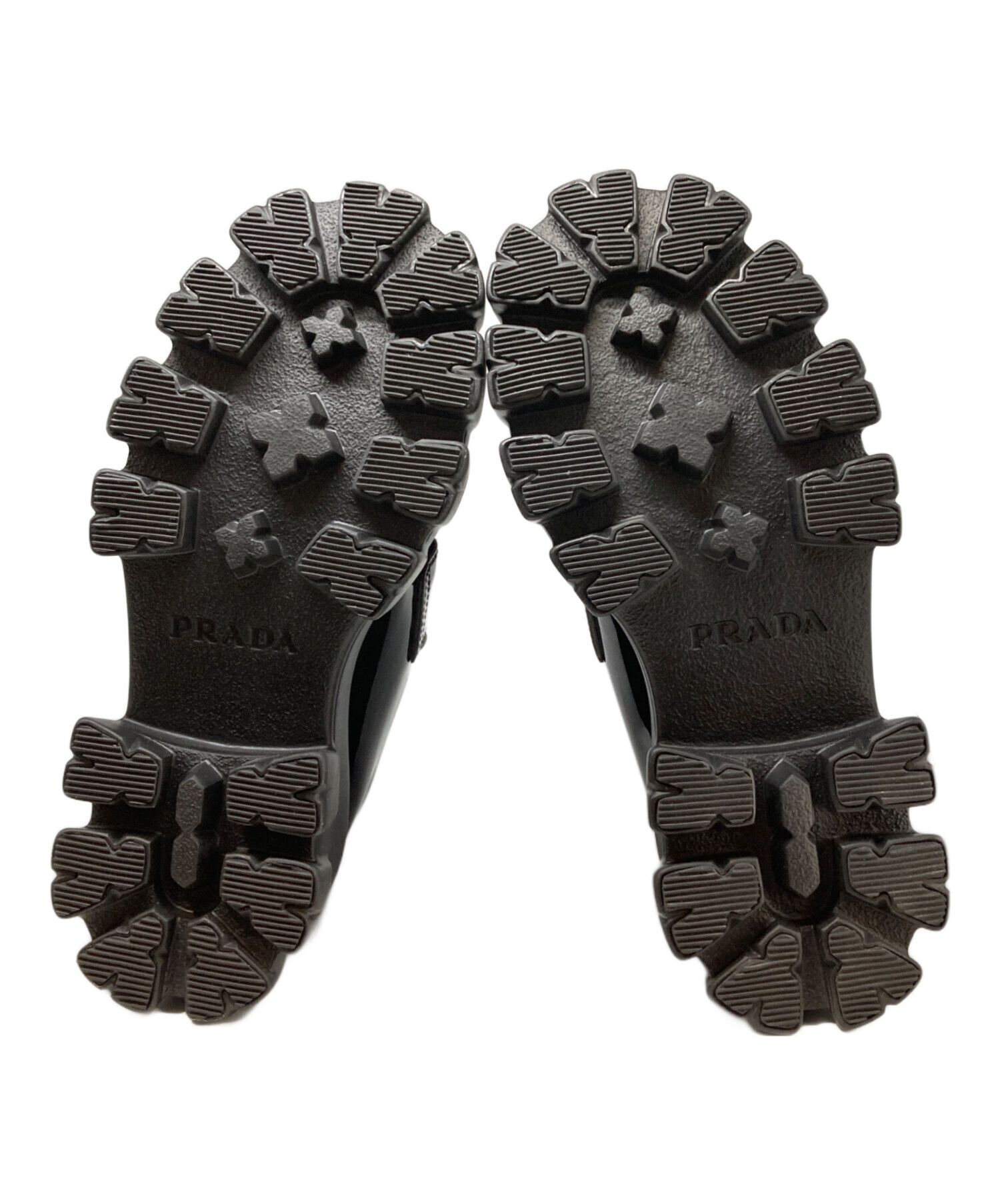 中古・古着通販】PRADA (プラダ) モノリスパテントレザーローファー