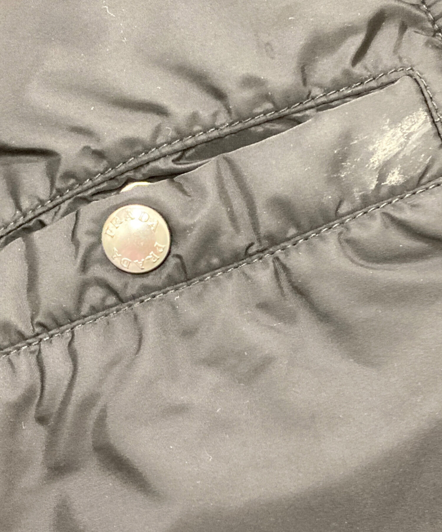 中古・古着通販】PRADA (プラダ) エムブレムライダース ダウン
