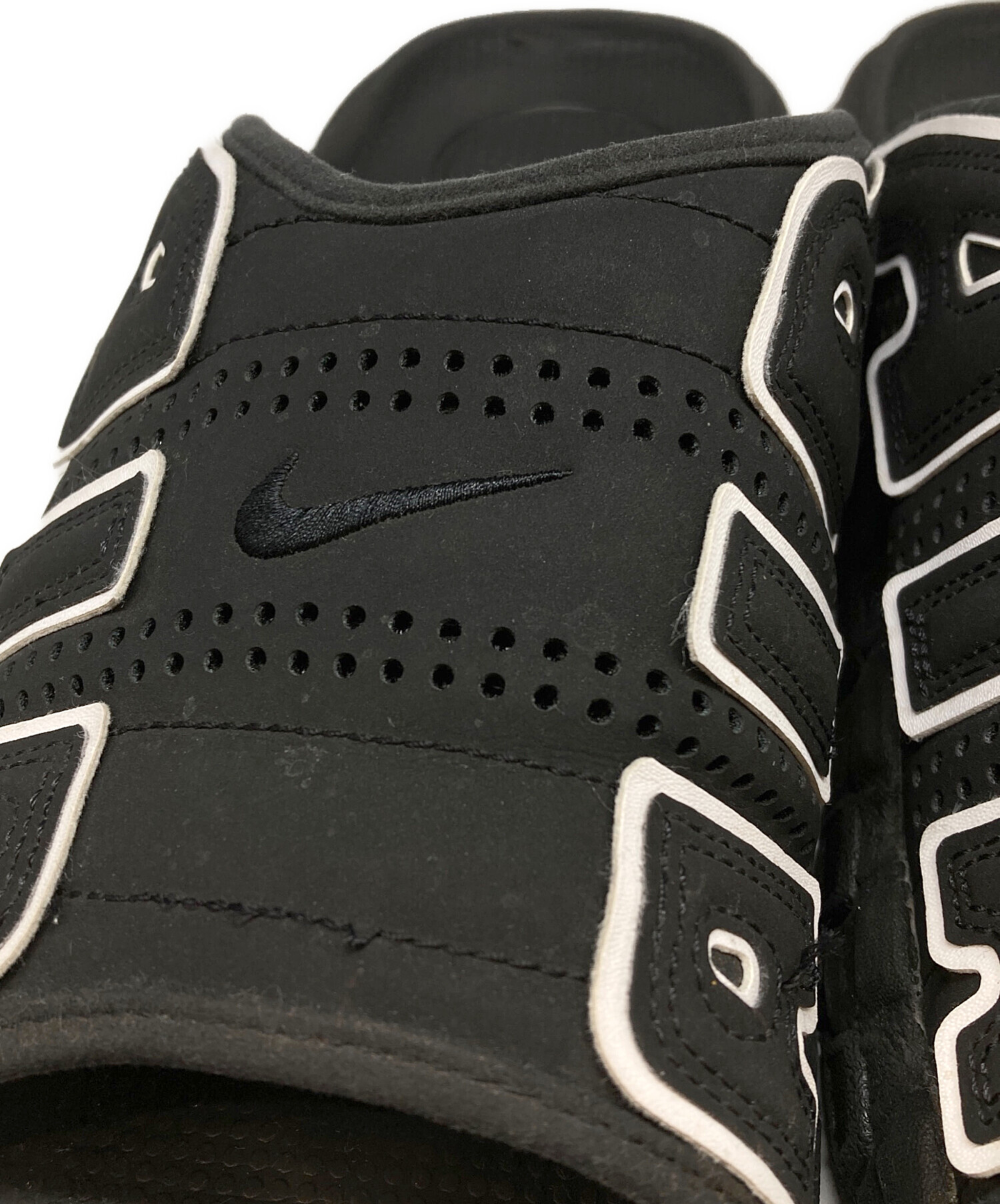 中古・古着通販】NIKE (ナイキ) AIR MORE UPTEMPO SLIDE ブラック