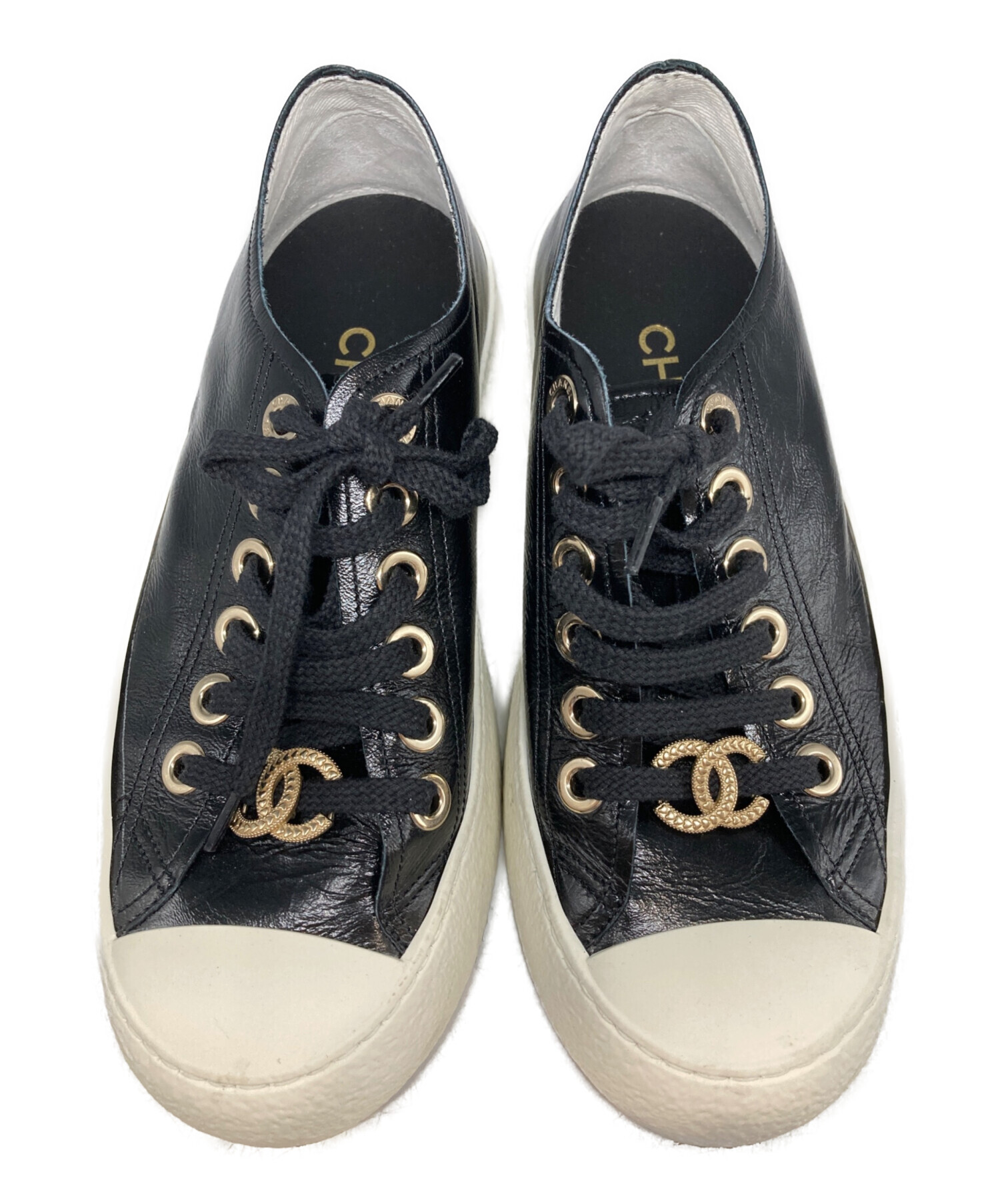 中古・古着通販】CHANEL (シャネル) ローカットロゴマークチャーム