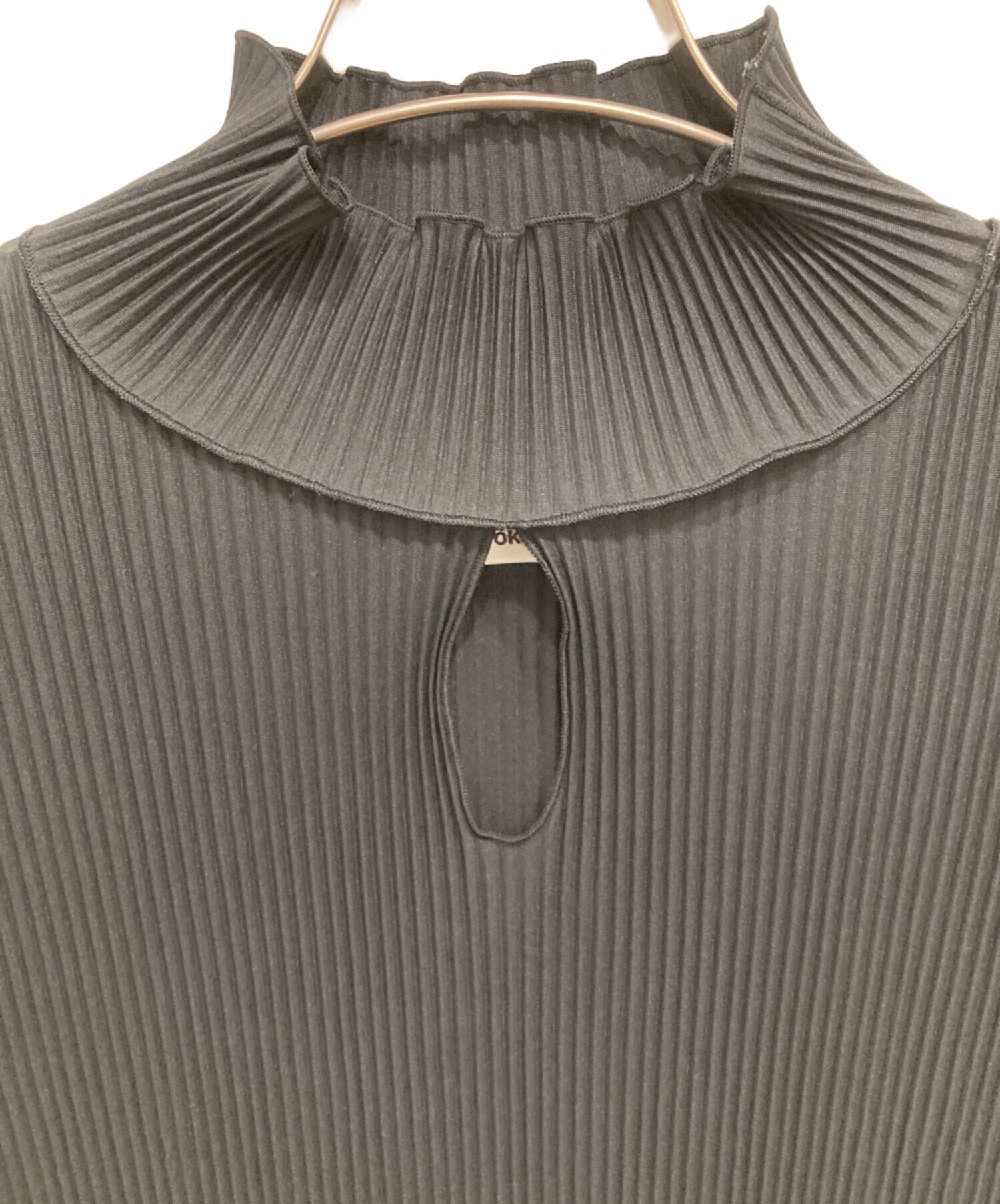 中古・古着通販】kotohayokozawa (コトハヨコザワ) HIGHNECK TINY TOP