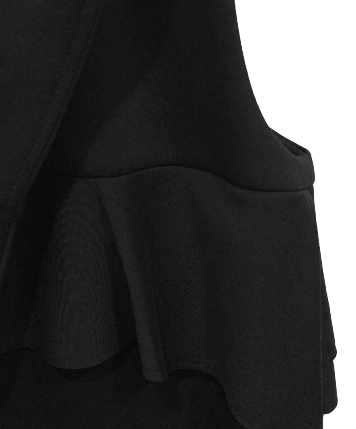 【美品】 yori ヨリ ボンディングロングジレ 中古・古着通販】yori (ヨリ) ボンディングロングジレ ブラック サイズ