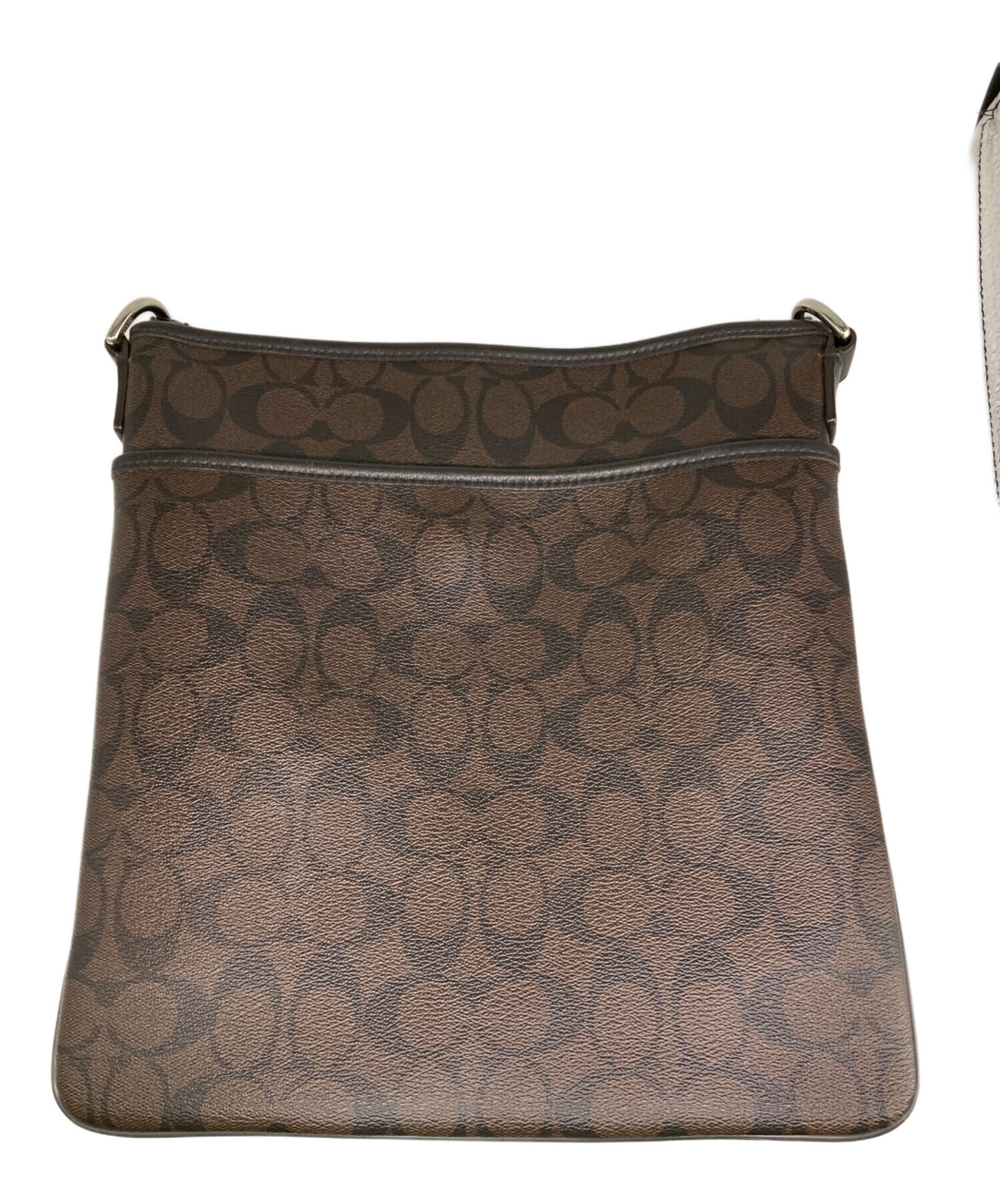 【新品】COACH シグネチャー ショルダーバッグ ブラウン 中古・古着通販】COACH (コーチ) シグネチャーショルダーバッグ