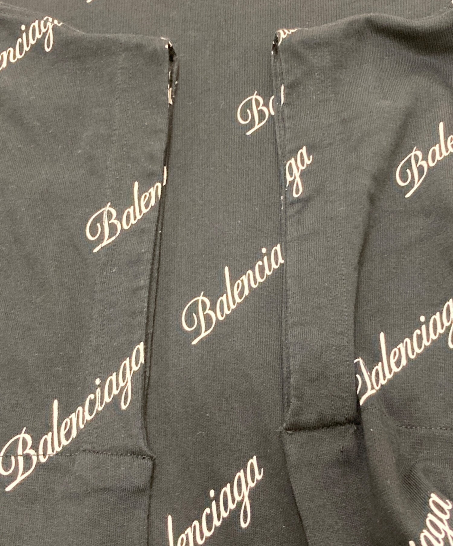 BALENCIAGA ブランドロゴプリント 総柄 レーヨンギャザードレス 38 中古・古着通販】BALENCIAGA (バレンシアガ) ロゴ オーバーサイズ
