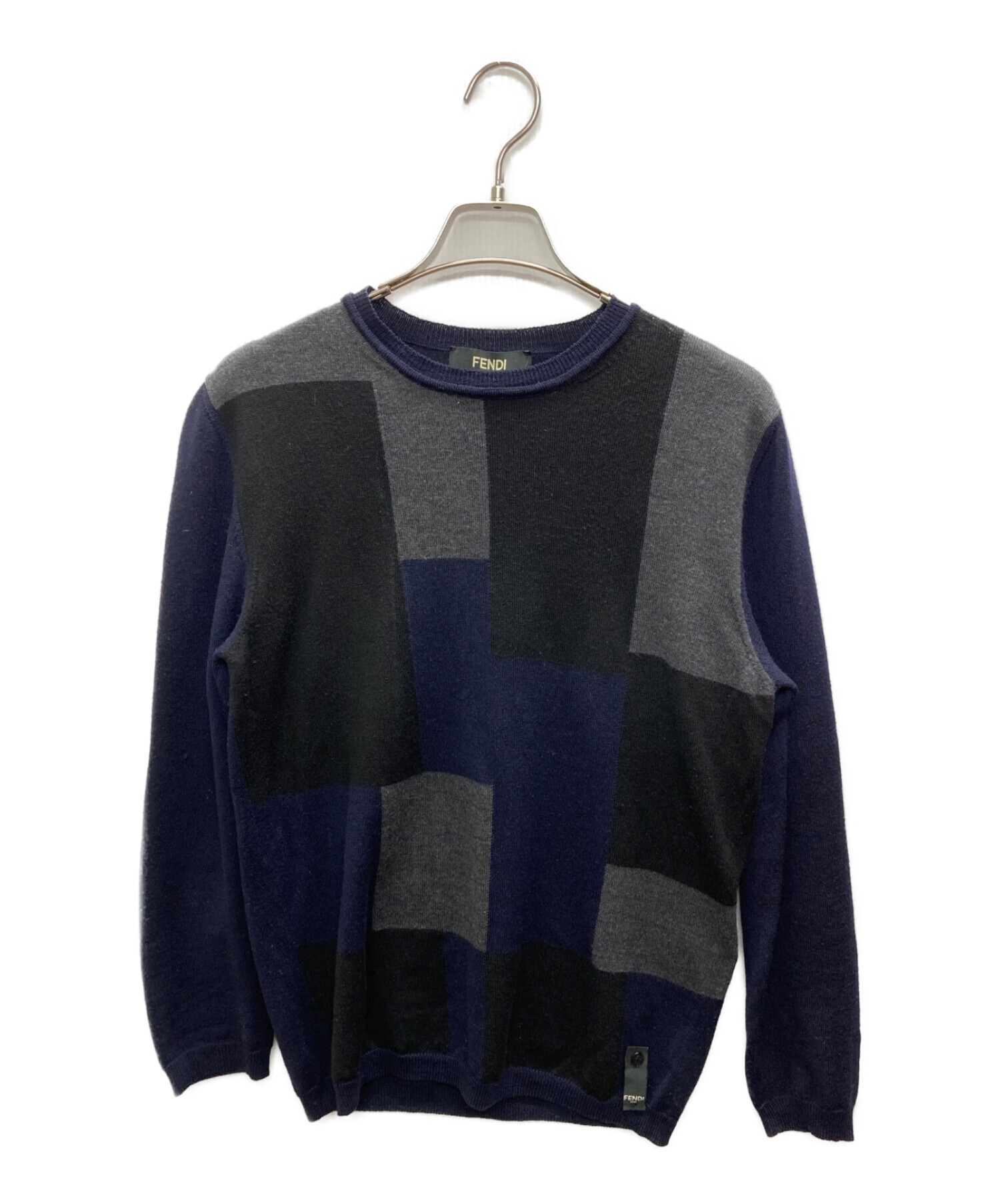 中古・古着通販】FENDI (フェンディ) クルーネックニット ネイビー 