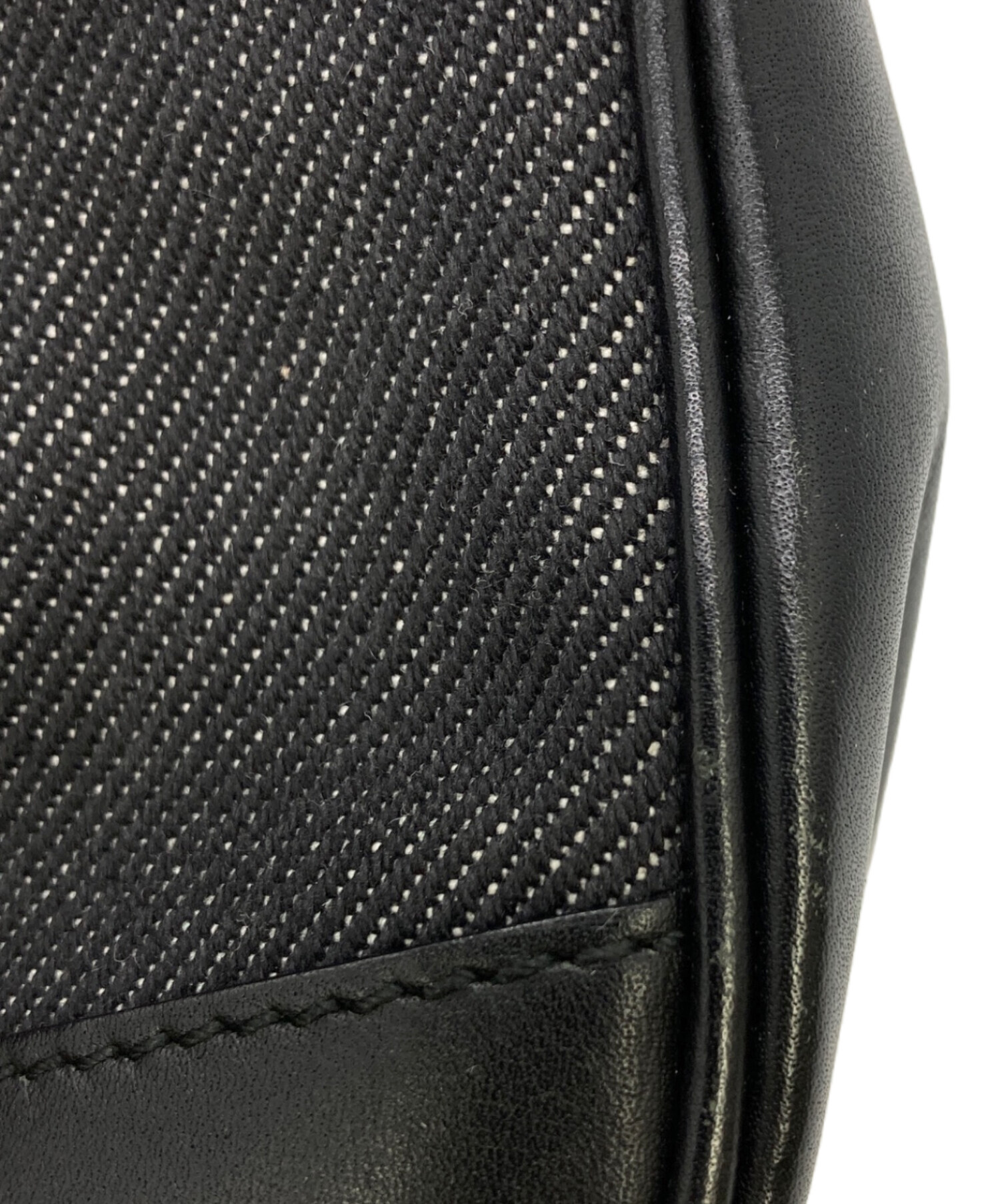 中古・古着通販】GUCCI (グッチ) シェリーラインポーチ ブラック