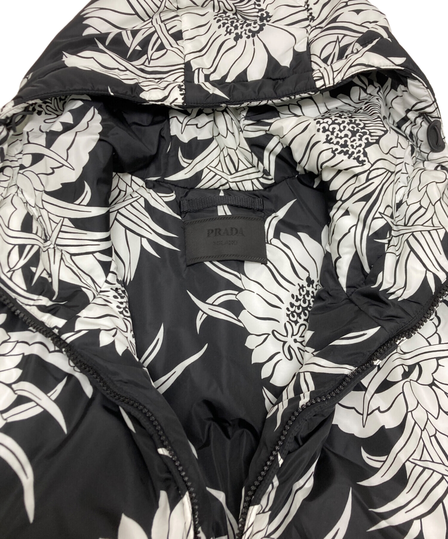 中古・古着通販】PRADA (プラダ) ダリアプリント パデッド ナイロン