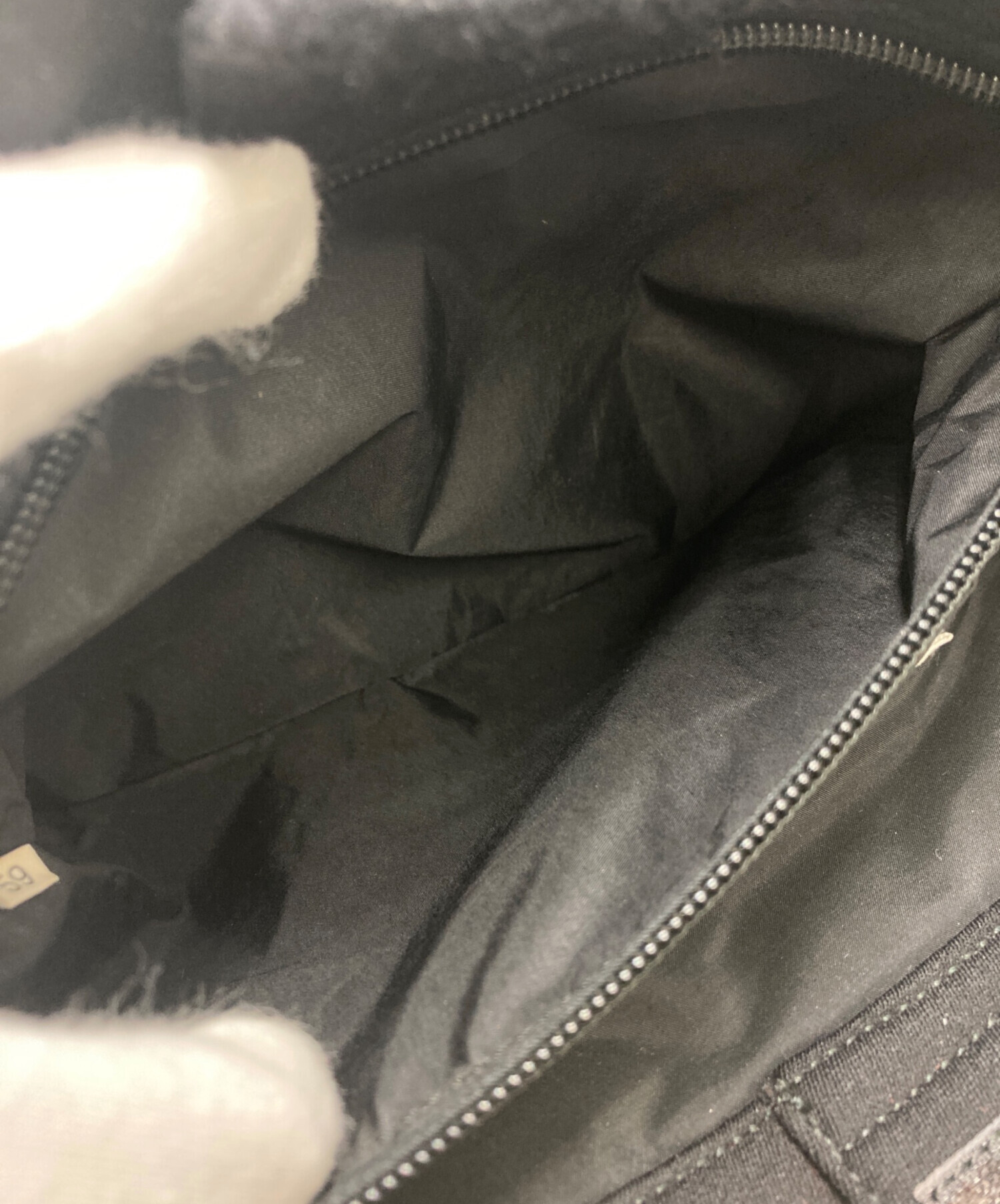中古・古着通販】MIU MIU (ミュウミュウ) ロゴ型押しトートバッグ