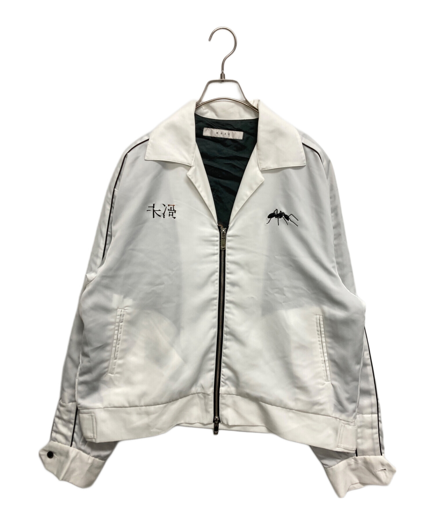 中古・古着通販】MUZE (ミューズ) FACE SOUVENIR JACKET ホワイト 