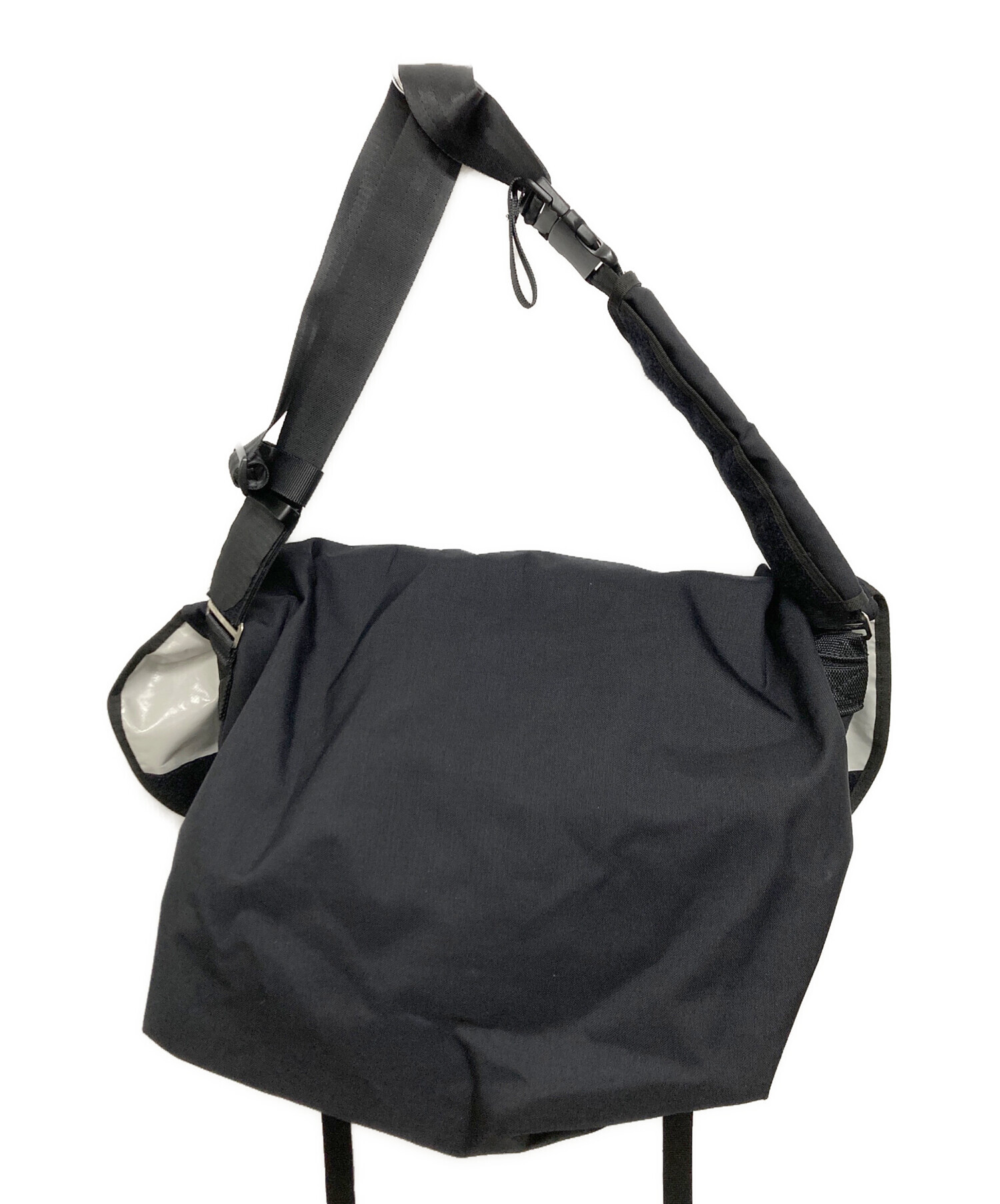 中古・古着通販】bagaboo (バガブー) STANDARD MESSENGER BAG ブラック