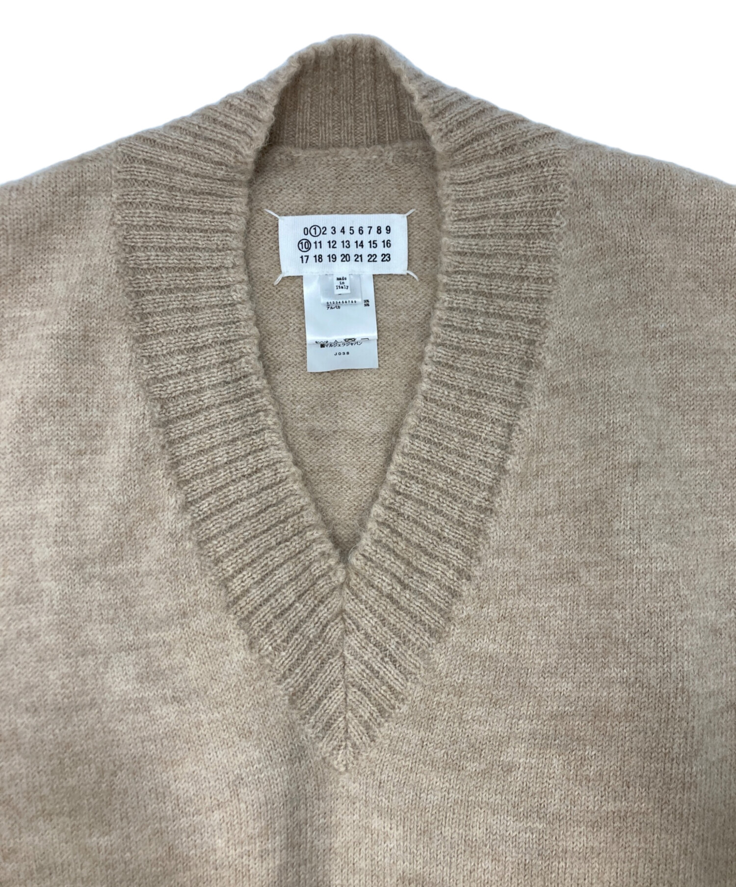 Maison Margiela ダメージ加工 ニットベスト ベージュ 中古・古着通販】Maison Margiela (メゾンマルジェラ) ニットベスト