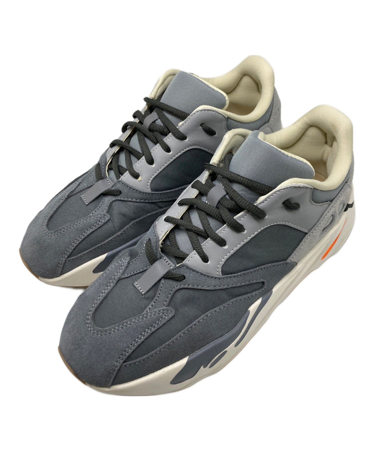 YEEZY BOOST 700 グレーsize27.5 美品 中古・古着通販】adidas (アディダス) Yeezy Boost 700 