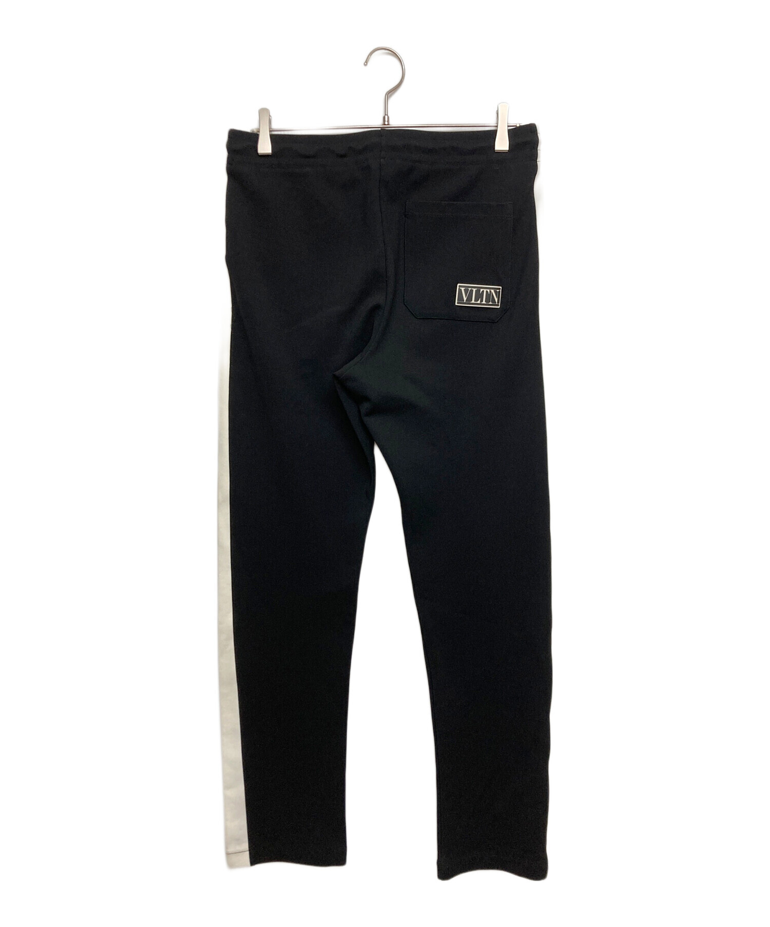 valentino テープロゴレーヨンジャージ 中古・古着通販】VALENTINO (ヴァレンティノ) ジャージパンツ ブラック