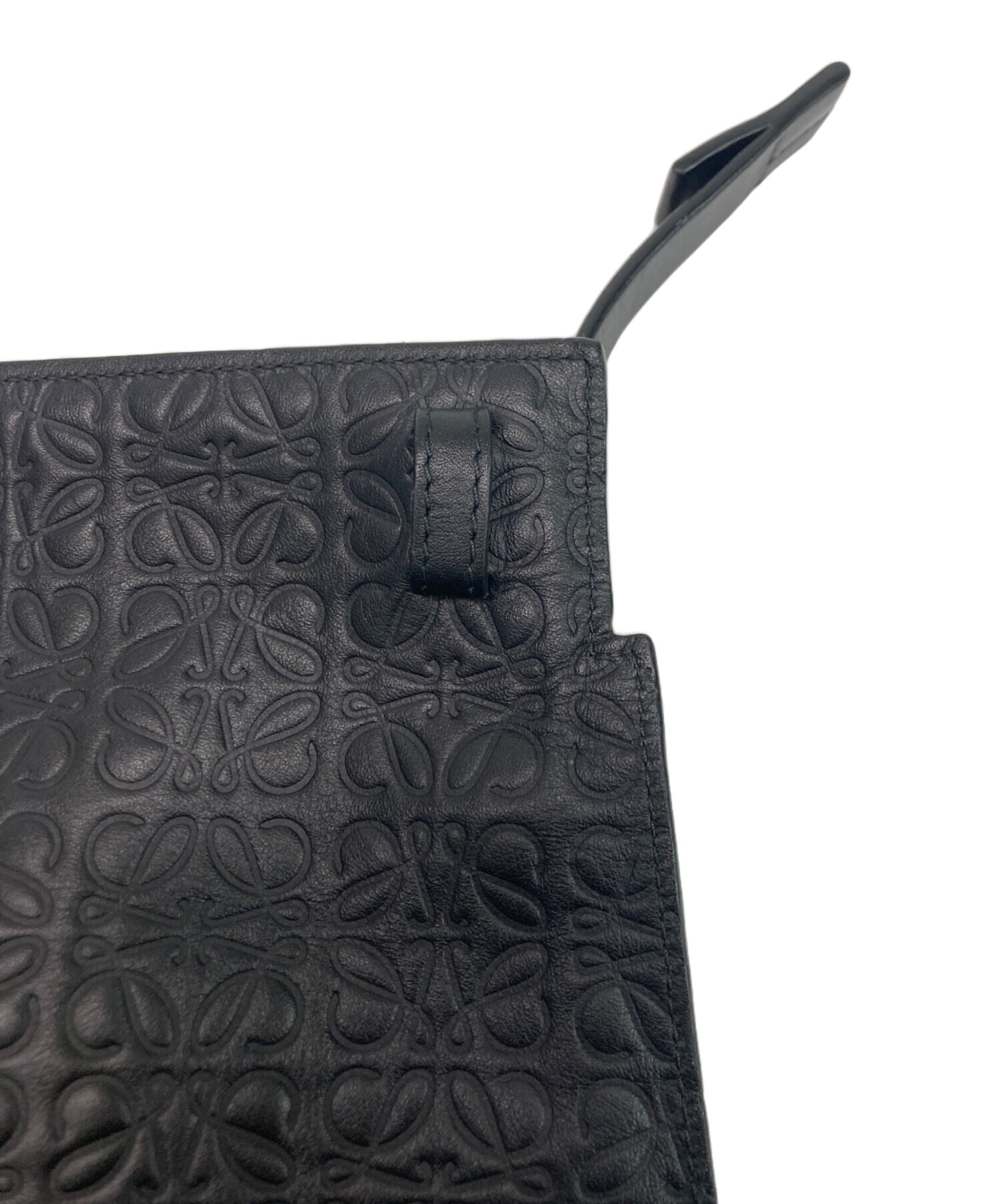 LOEWE クラッチバッグ ロエベ 黒 ブラック 中古・古着通販】LOEWE (ロエベ) クラッチバッグ ブラック サイズ:実寸