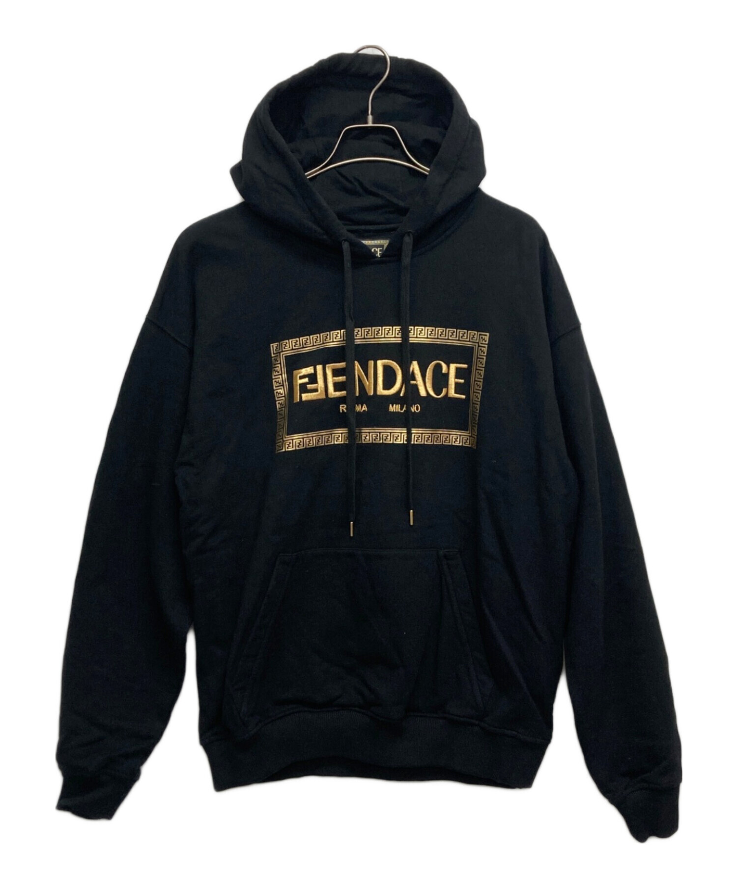 直販ショップ FENDACE FENDI×VERSACE ブラック バケットハット Lサイズ