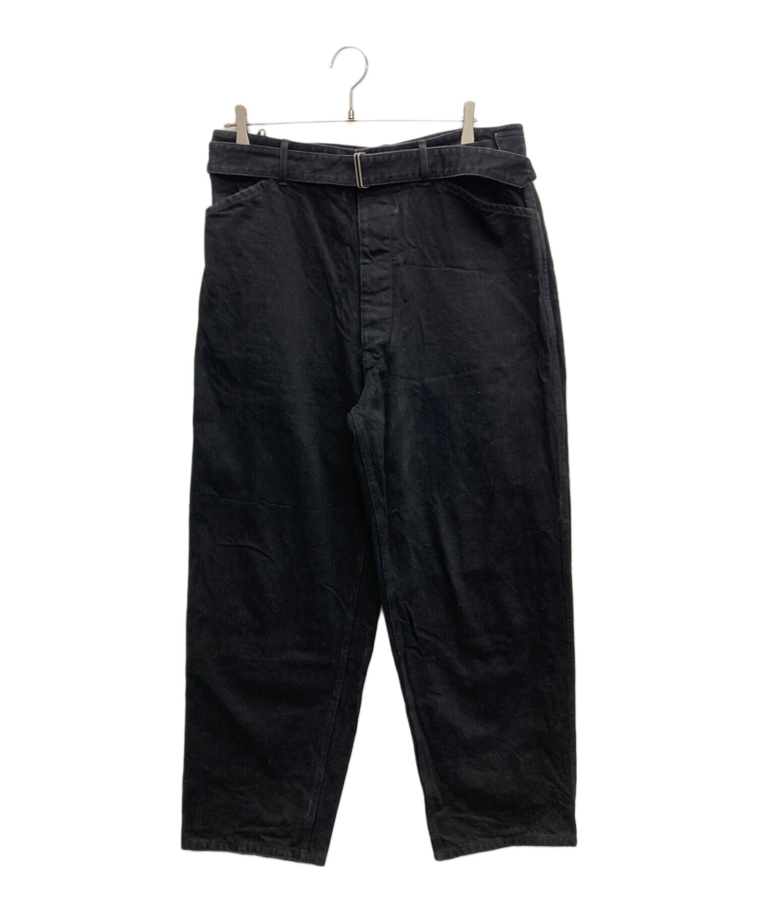 中古・古着通販】COMOLI (コモリ) ブラックデニム ベルテッドパンツ