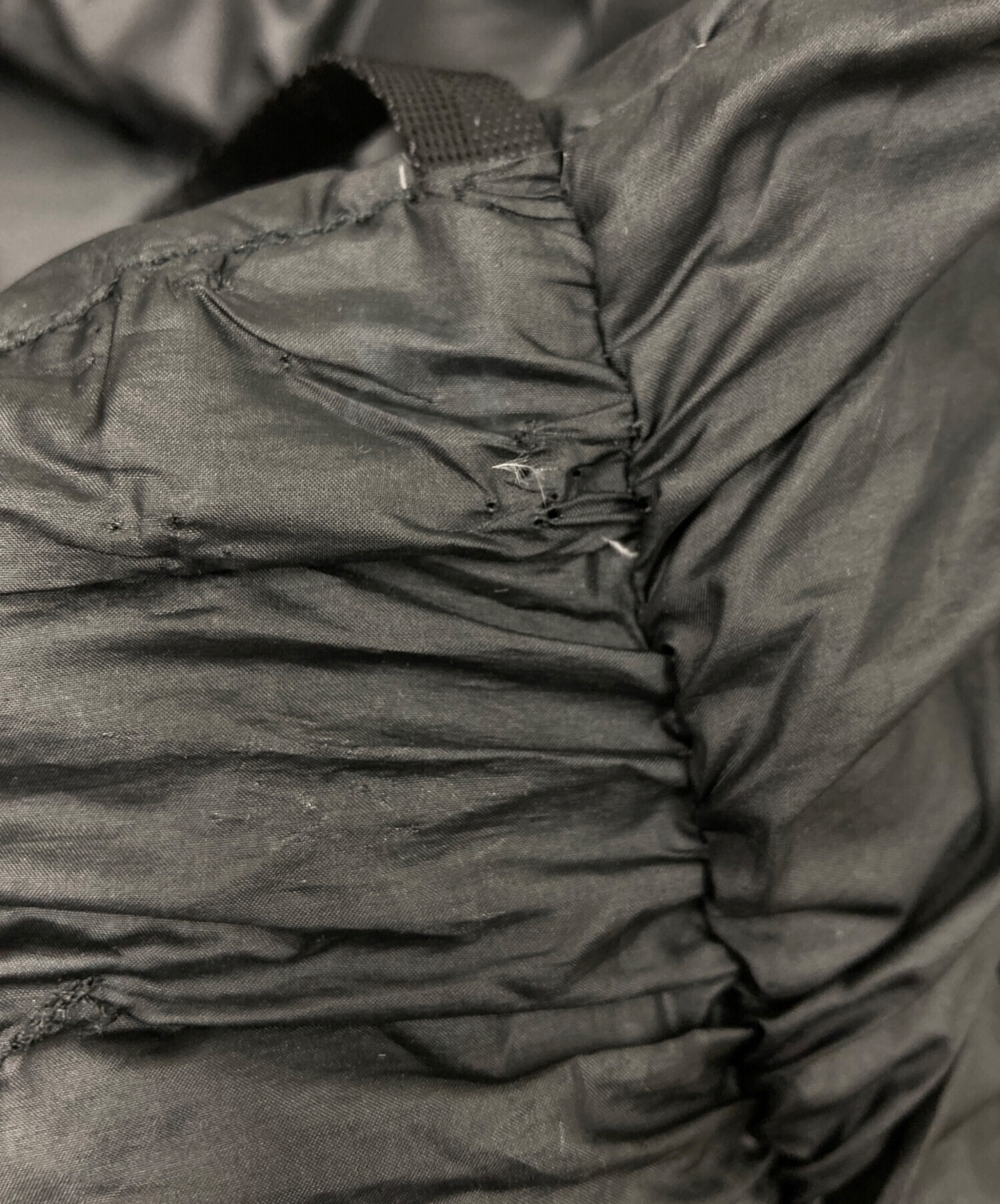 中古・古着通販】MONCLER (モンクレール) ダウンマフラー付きショール