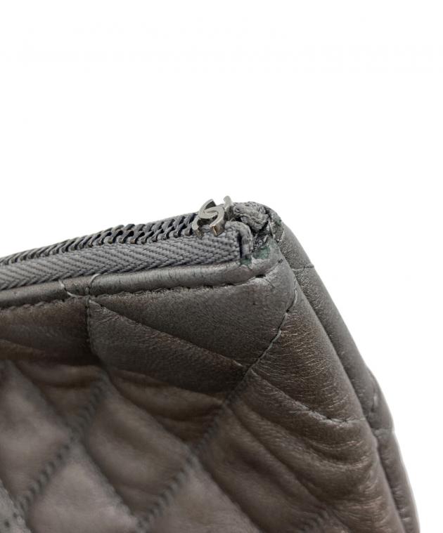 中古・古着通販】CHANEL (シャネル) シルバー ラムスキン クラッチ