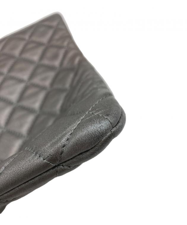 中古・古着通販】CHANEL (シャネル) シルバー ラムスキン クラッチ