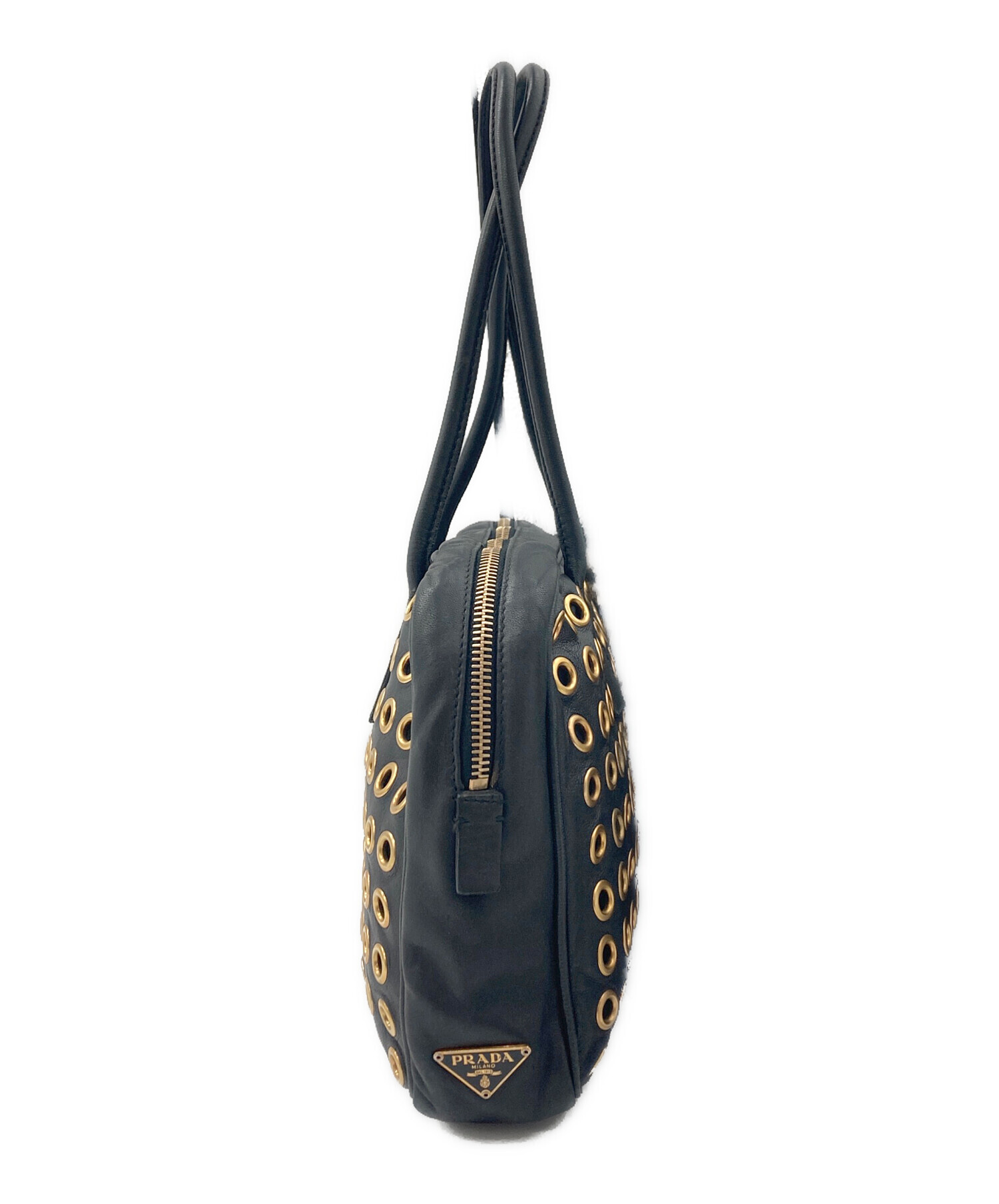 PRADA スタッズ付きハンドバッグ