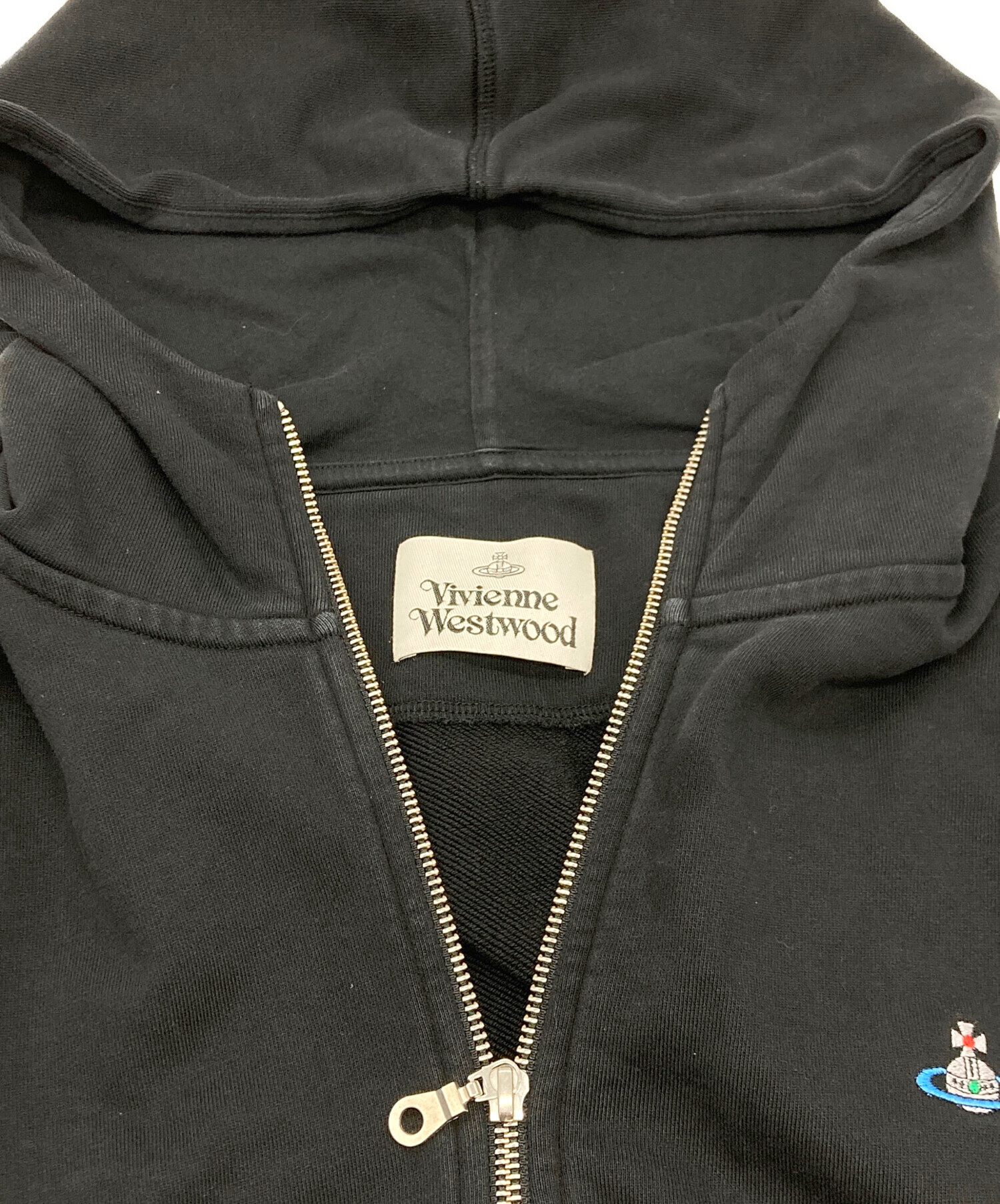 新品タグ付き　Vivienne Westwood フーディー 中古・古着通販】Vivienne Westwood (ヴィヴィアンウエストウッド