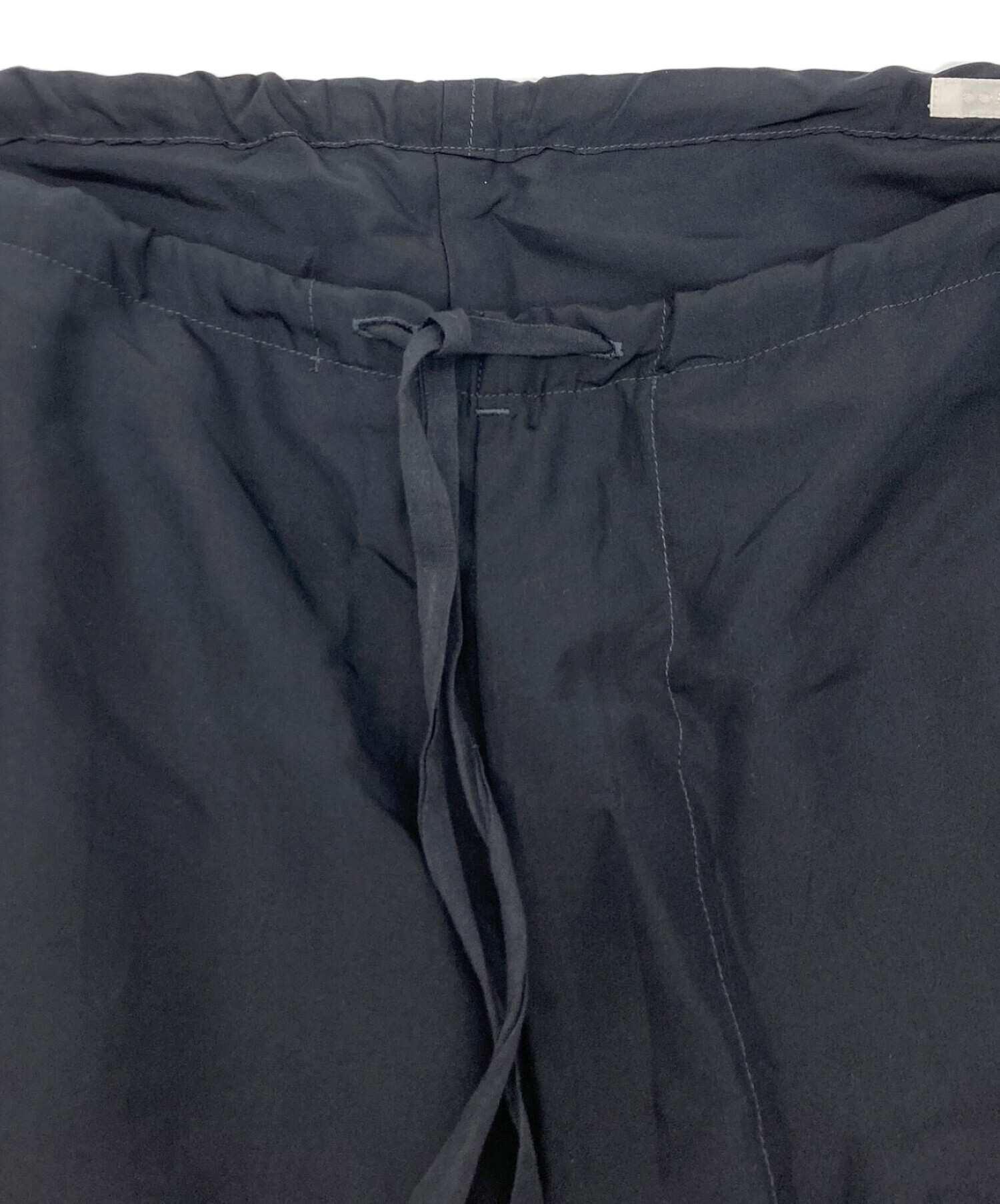 中古・古着通販】COMOLI (コモリ) シルク テーパードパンツ ネイビー