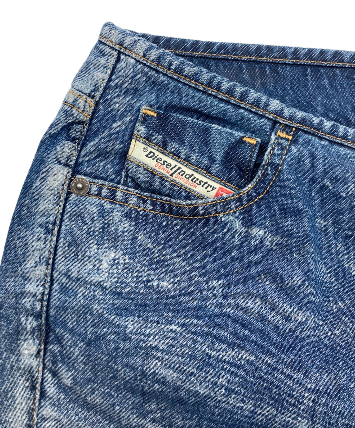 中古・古着通販】DIESEL (ディーゼル) D-SHARK インディゴ 中古・古着通販】DIESEL (ディーゼル) D-SHARK インディゴ
