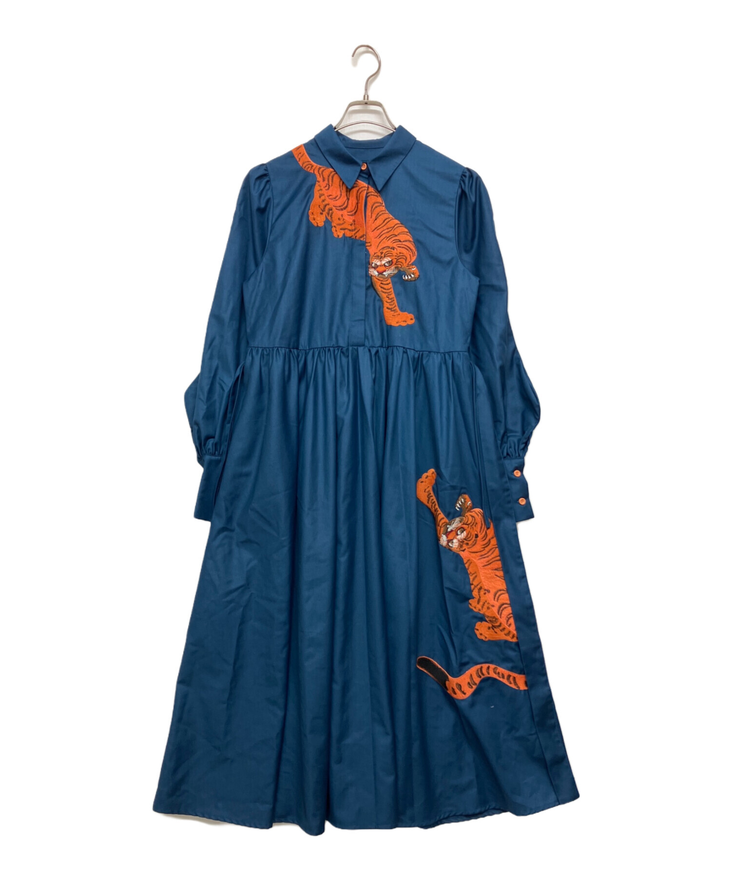 白金よつば　紺色 半袖ワンピース 刺繍入り　95 81-b1ah-KbL._AC_UF894,