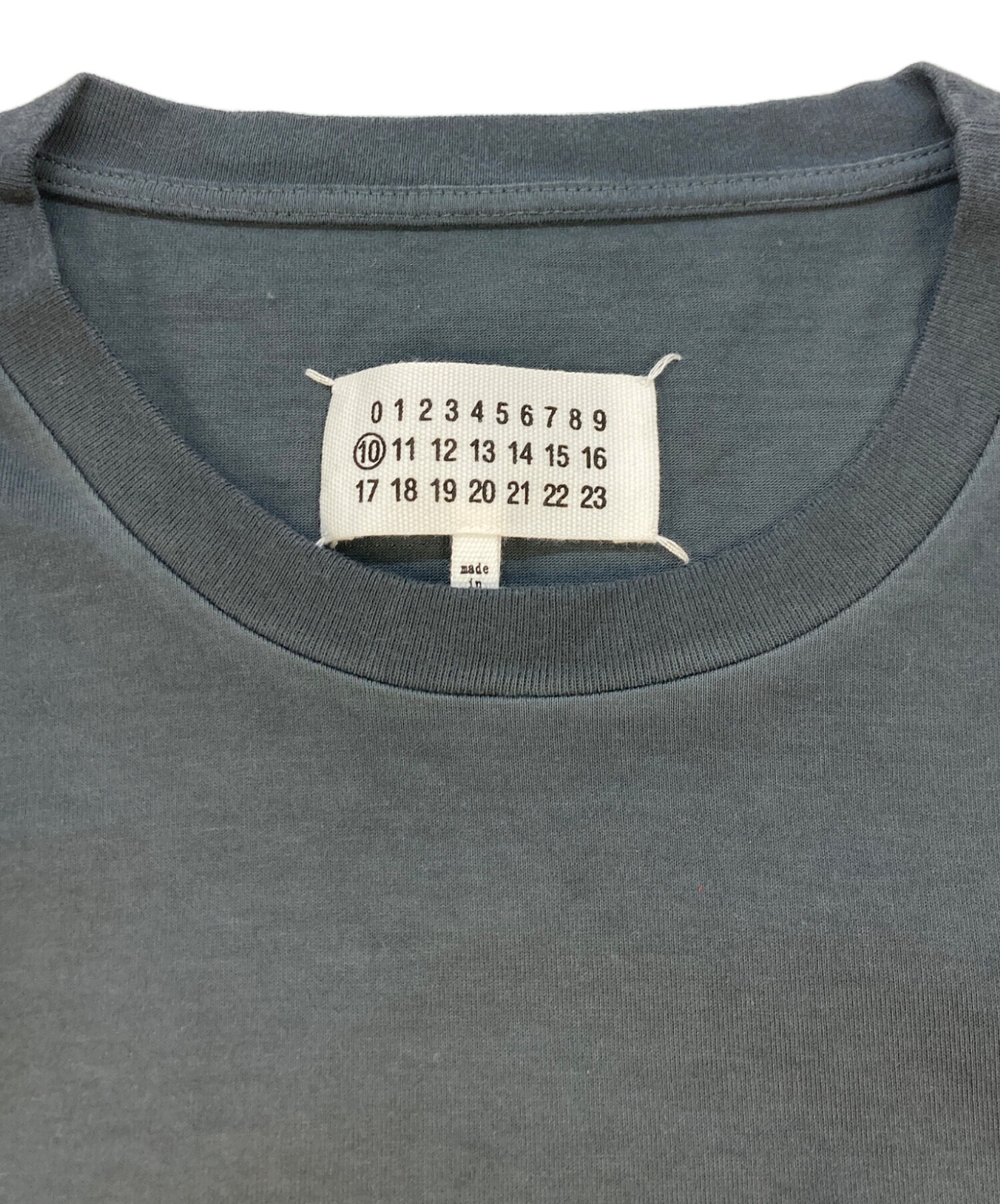 マルタンマルジェラ　フェードtシャツ メゾン マルタン マルジェラ、世界エイズデーにエイズT-シャツの日本語