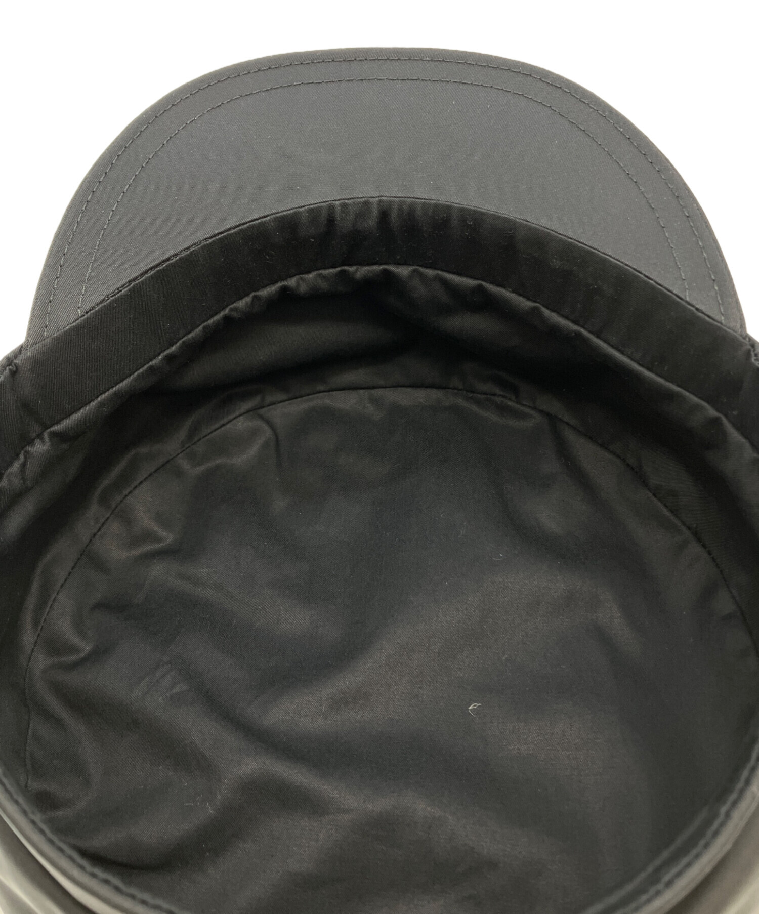 中古・古着通販】PRADA (プラダ) リナイロンキャスケット ブラック