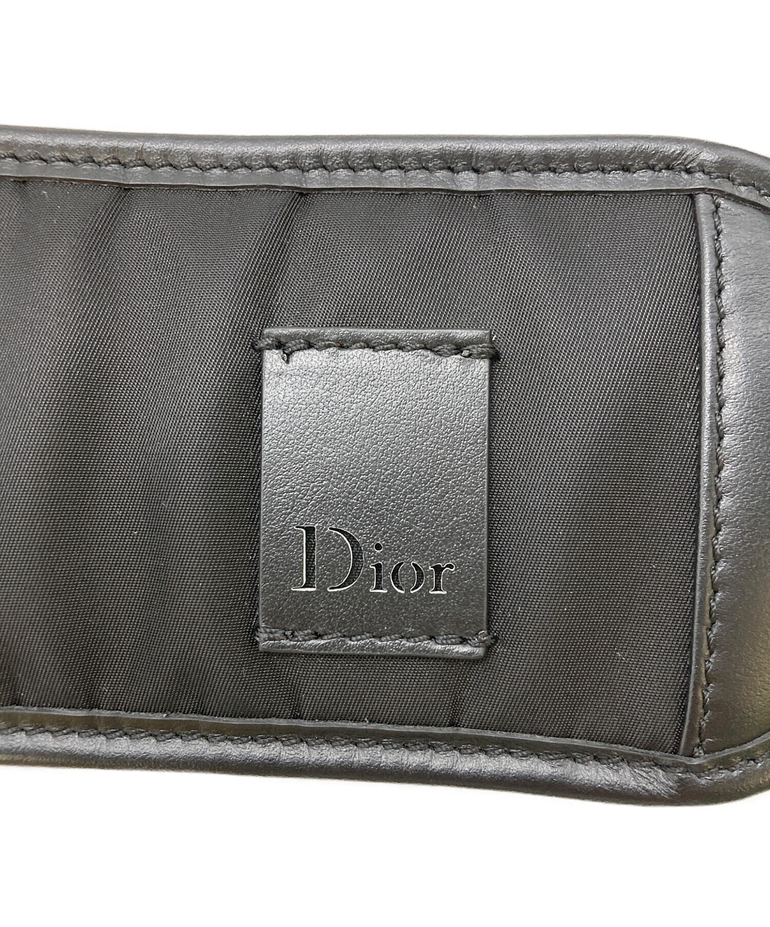 【未使用】Dior ストラップケース 中古・古着通販】Dior (ディオール) ショルダーストラップ ブラック