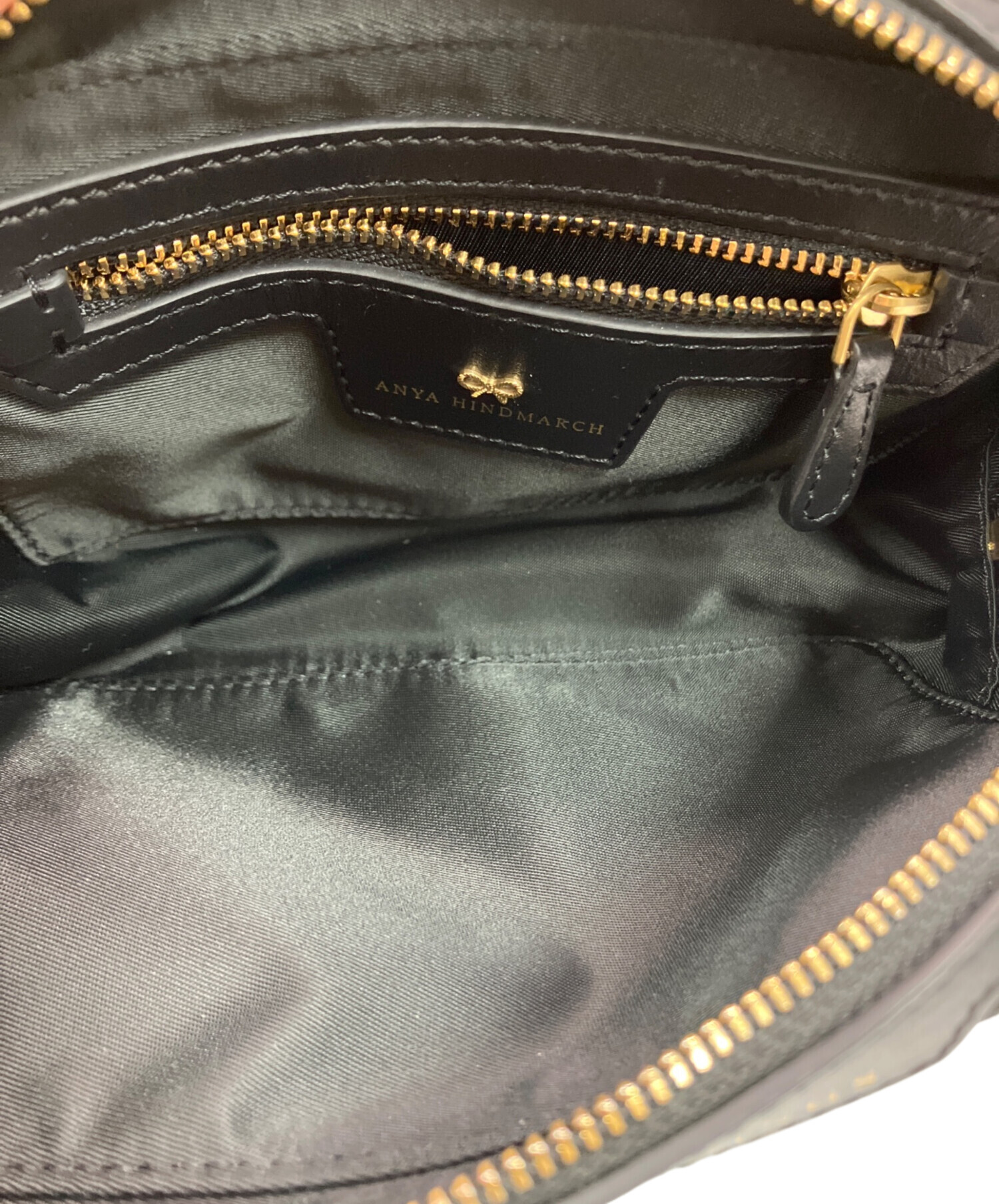 中古・古着通販】ANYA HINDMARCH (アニヤ・ハインドマーチ) ロゴ