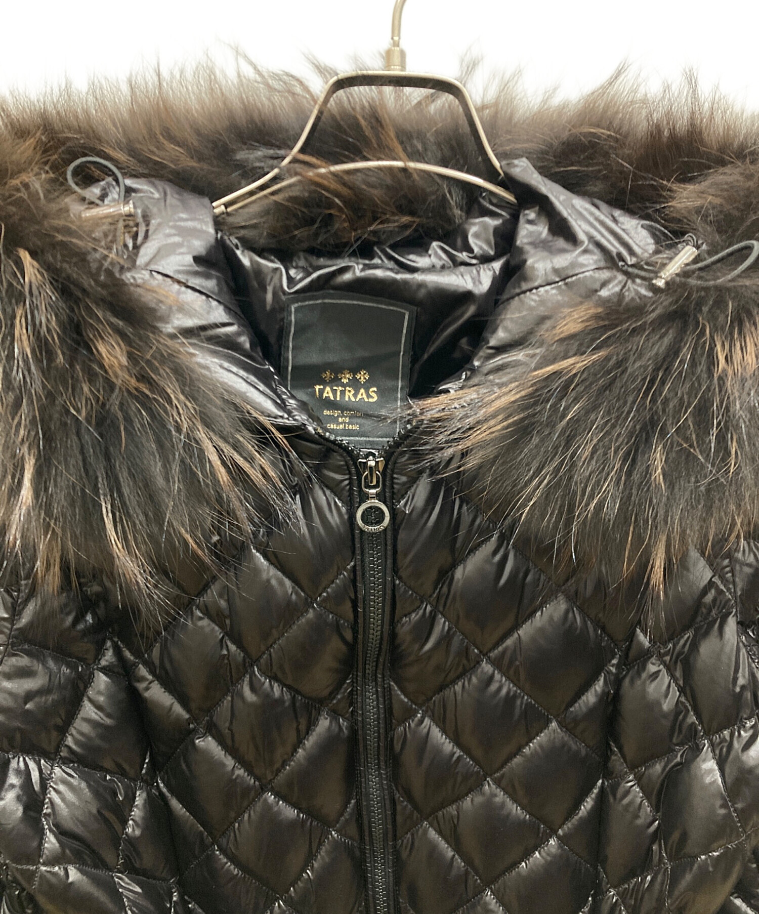 タトラス　ダウンジャケット　ダウンコート　キルティング　ファー　ブラック　3 中古・古着通販】TATRAS (タトラス) キルティングダウンコート