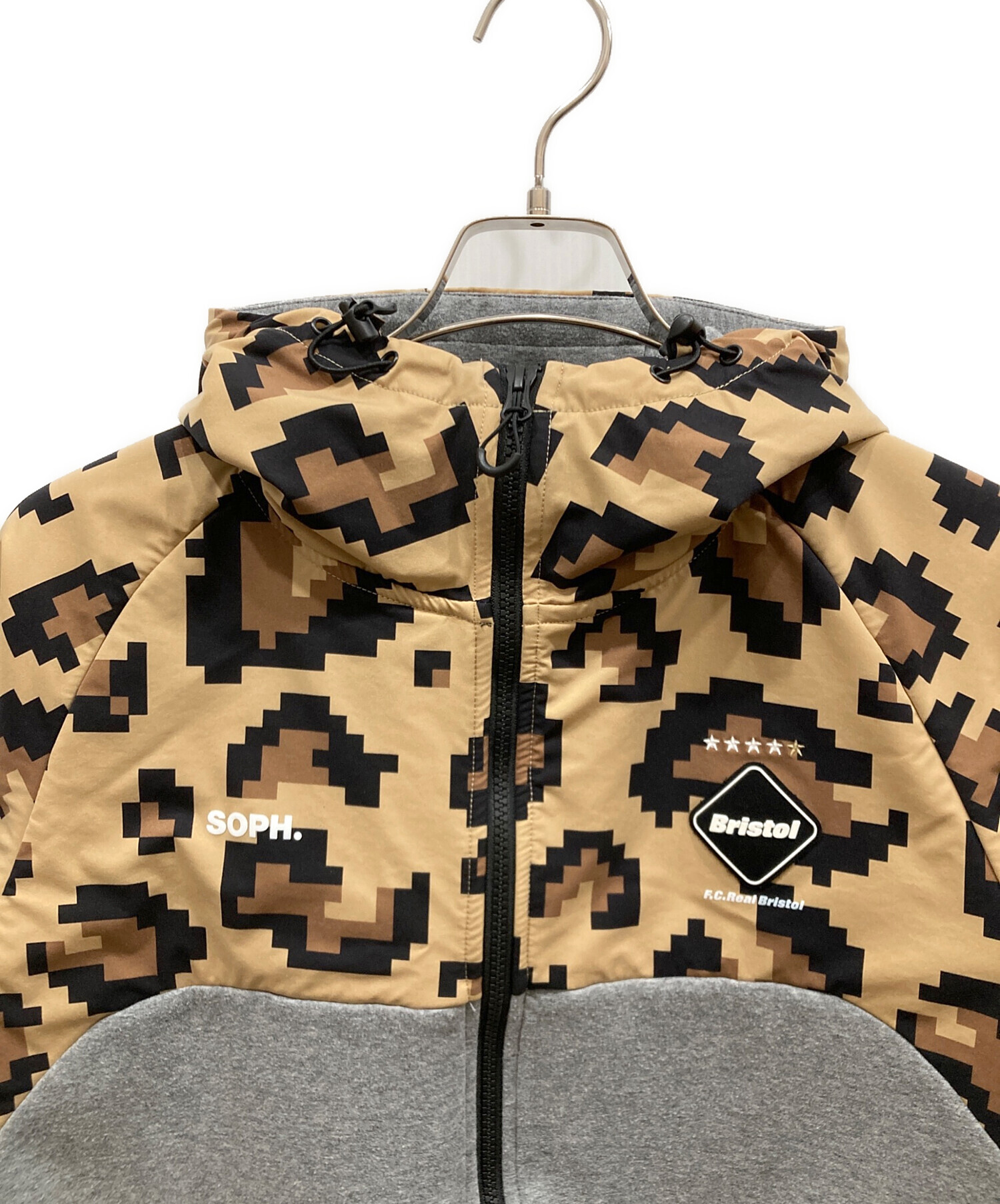 F.C.R.B VENTILATION TRAINING HOODIE 希少XL F.C.R.B VENTILATION TRAINING HOODIE 希少XL F.C.R.B VENTILATION