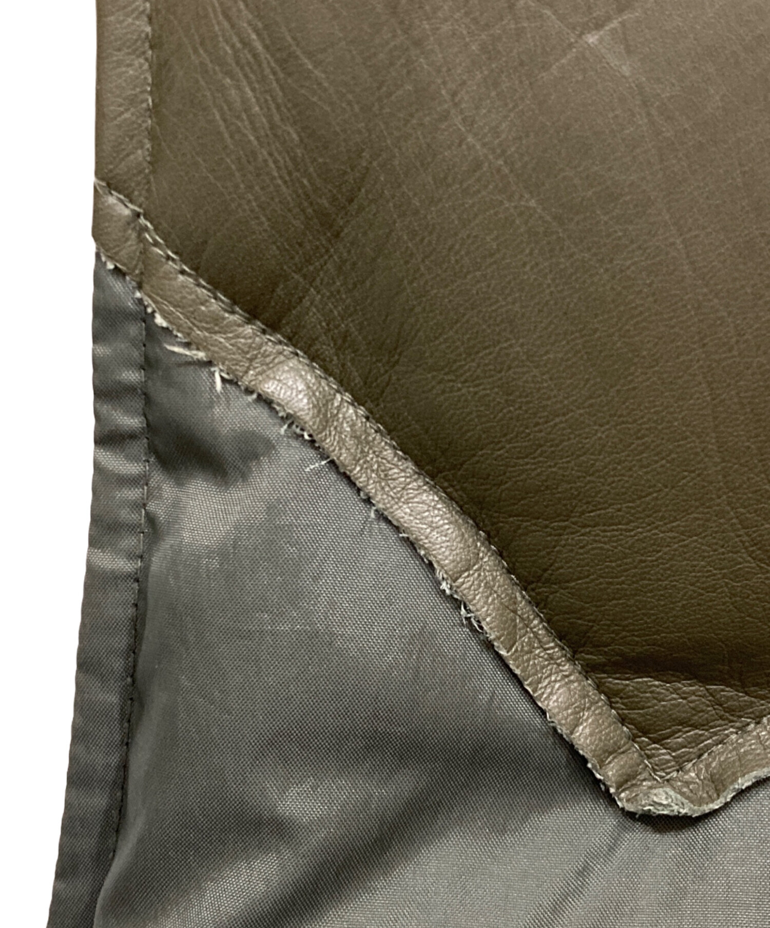 ダウンベスト ヒステリックグラマー 迷彩柄レザーベスト サイズ38 ダウンベスト ヒステリックグラマー 迷彩柄レザーベスト サイズ