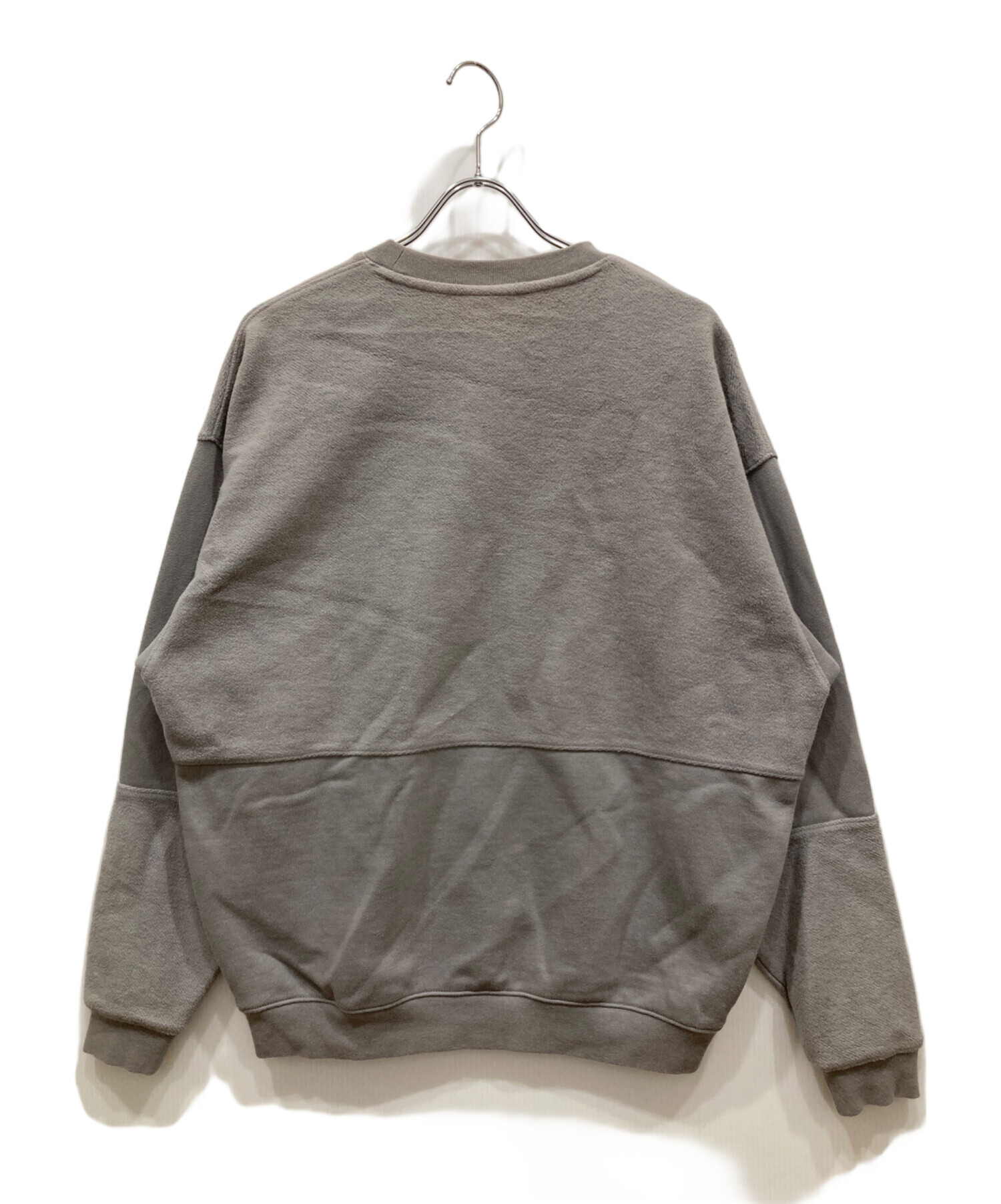 中古・古着通販】KITH (キス) 切替クルーネックスウェット グレー 
