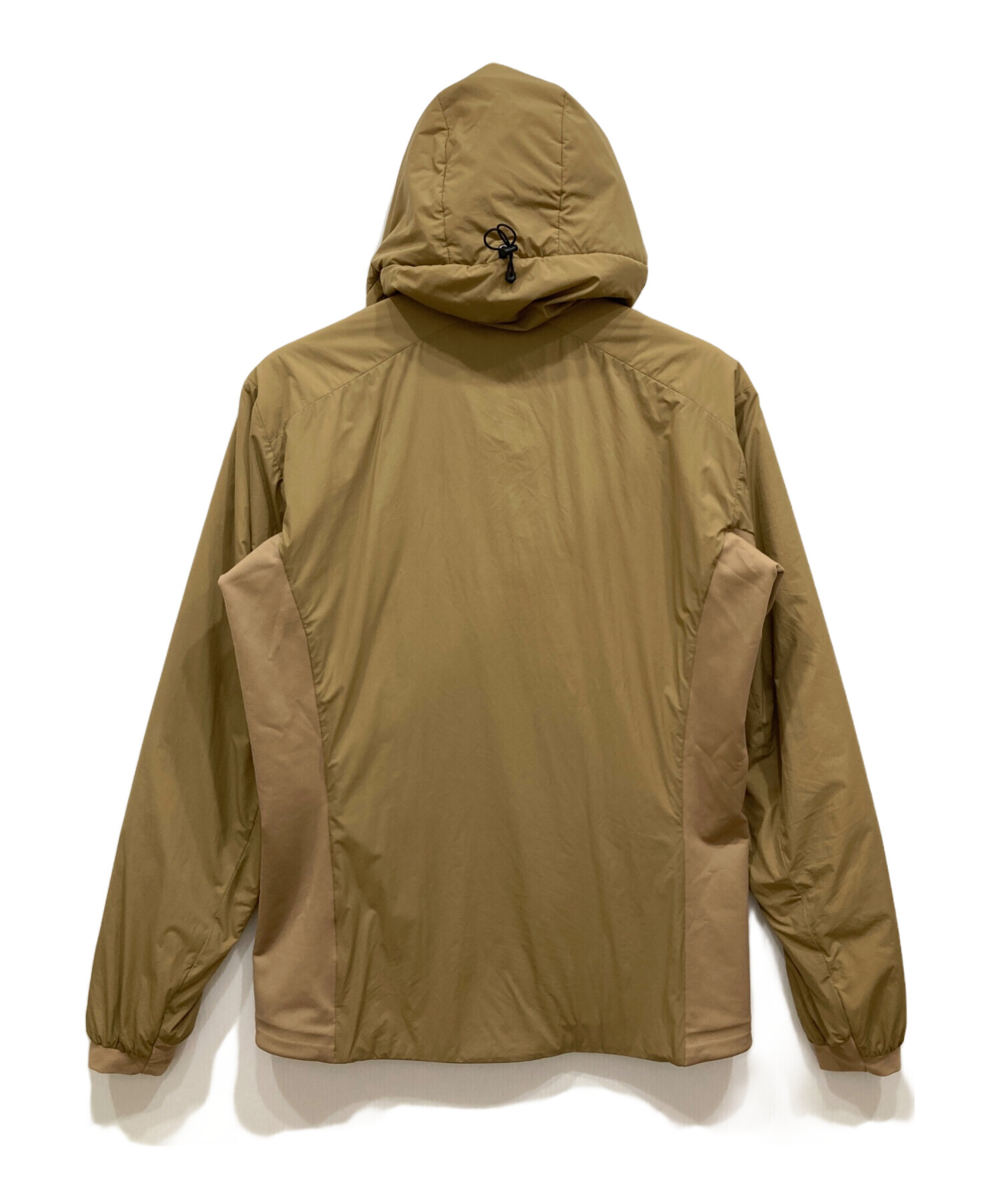 Arc'teryx ベージュ マウンテンパーカー 中古・古着通販】ARC'TERYX (アークテリクス) Atom Hoody ベージュ