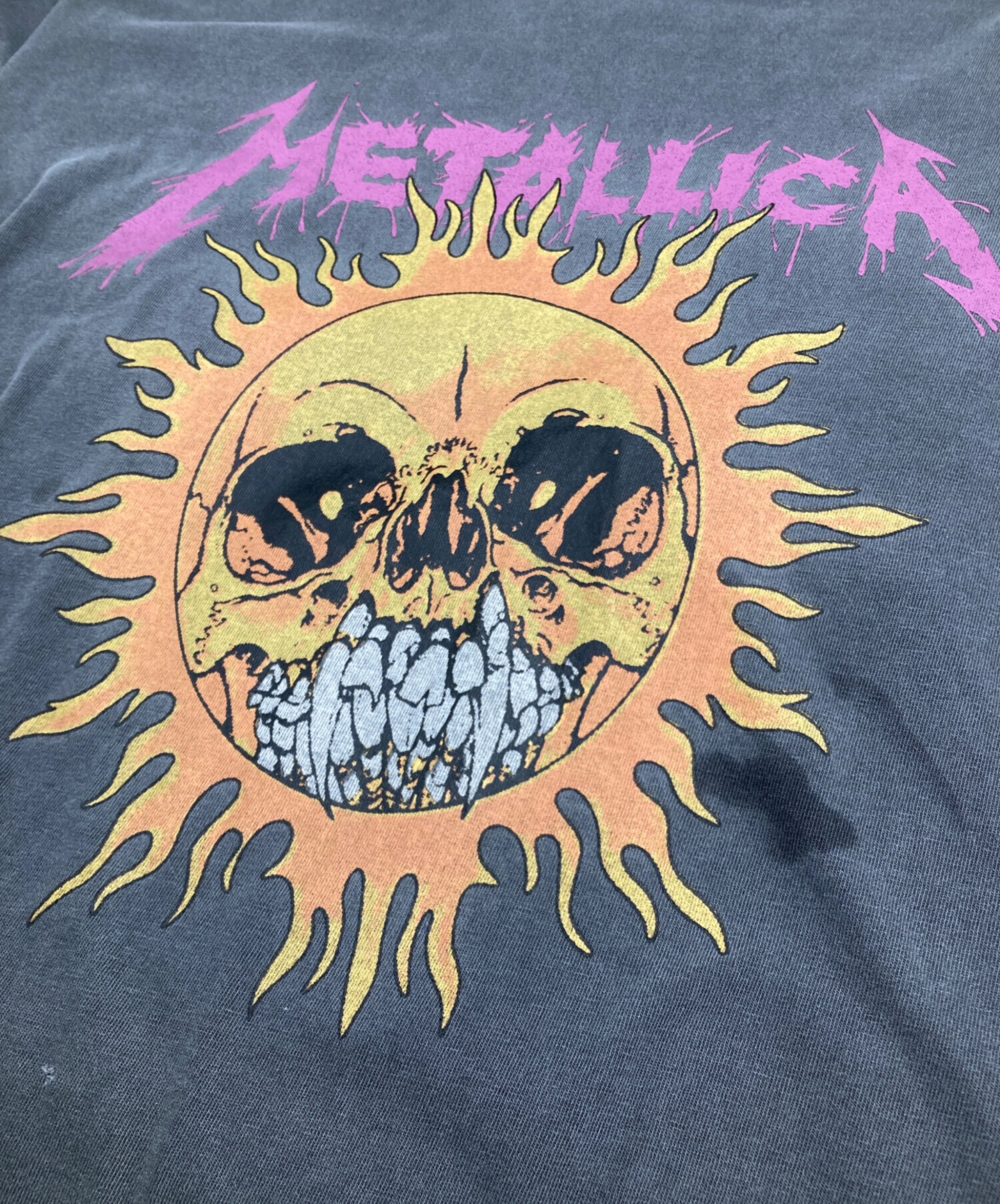 中古・古着通販】Archive (アーカイブ) ダメージ加工プリントTシャツ