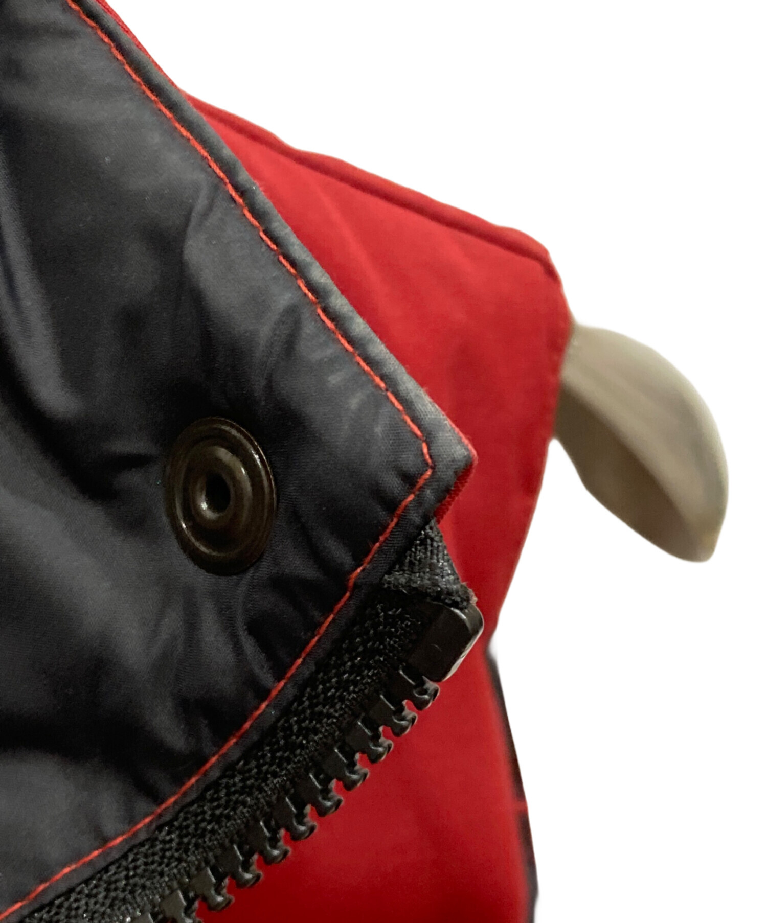 中古・古着通販】CANADA GOOSE (カナダグース) ダウンベスト レッド