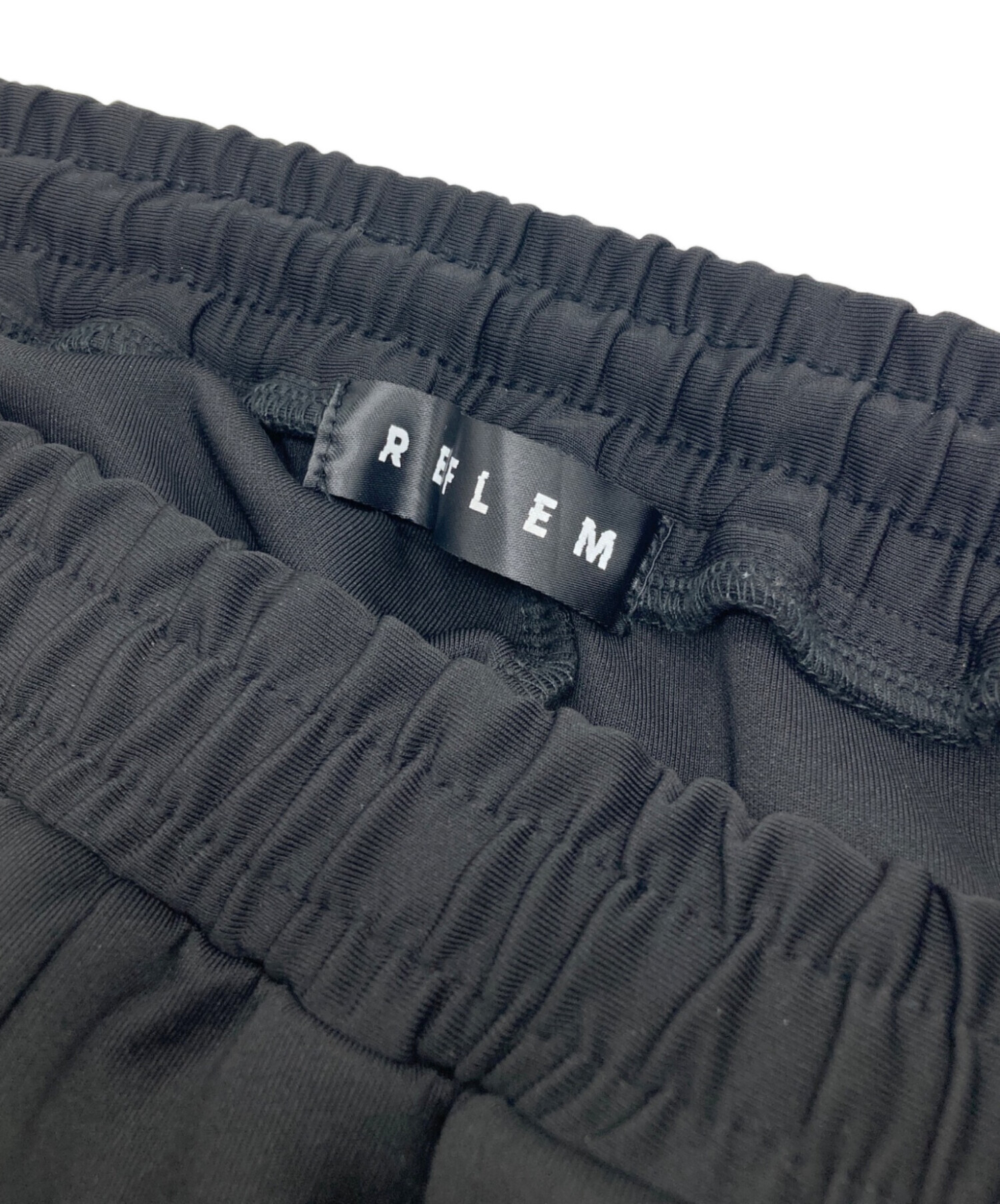 中古・古着通販】REFLEM (レフレム) ベルト付サイドZIPパンツ ブラック 中古・古着通販】REFLEM (レフレム) ベルト付サイドZIPパンツ ブラック