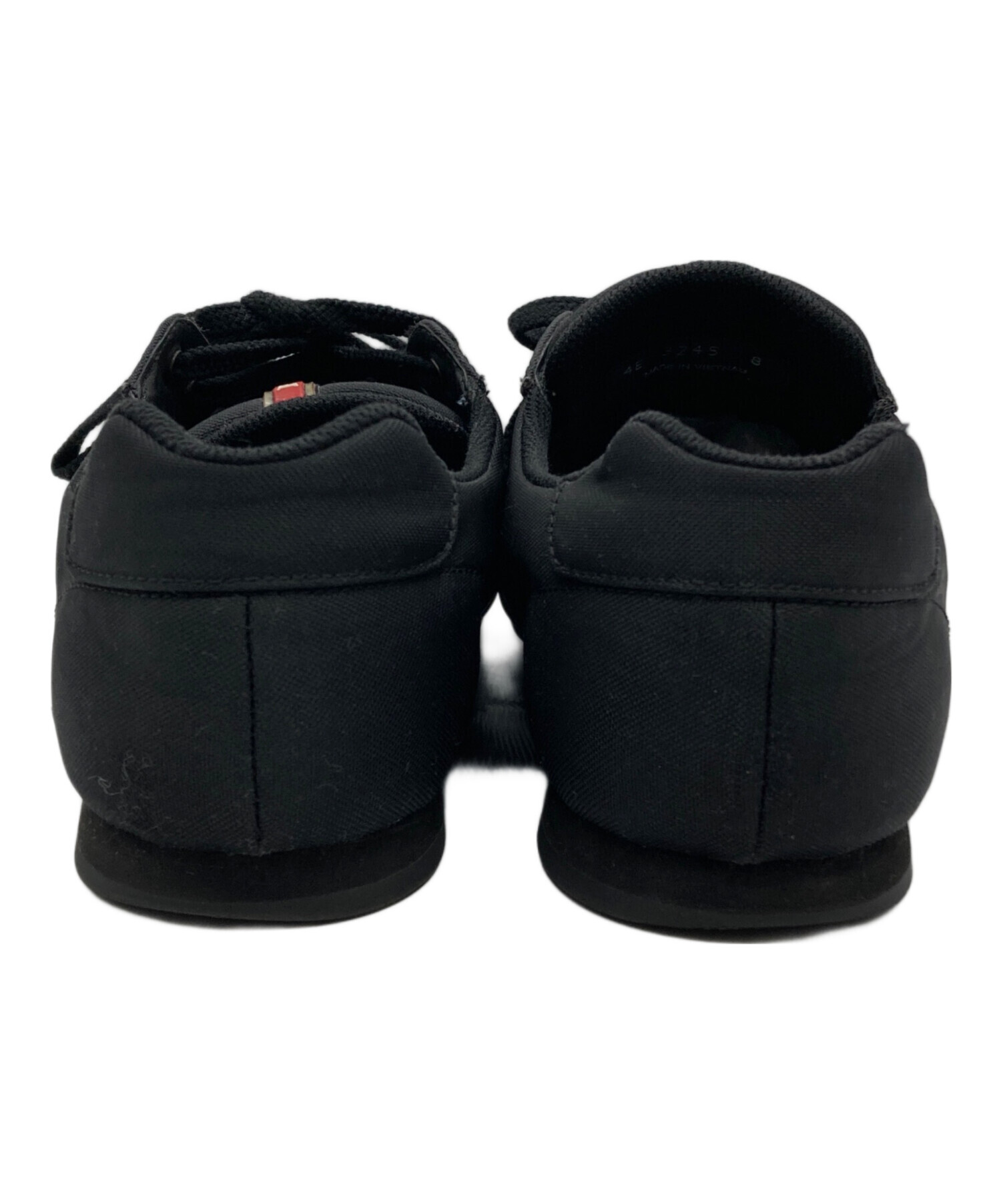 PRADA ナイロンスニーカー 中古・古着通販】PRADA (プラダ) ナイロンスニーカー ブラック