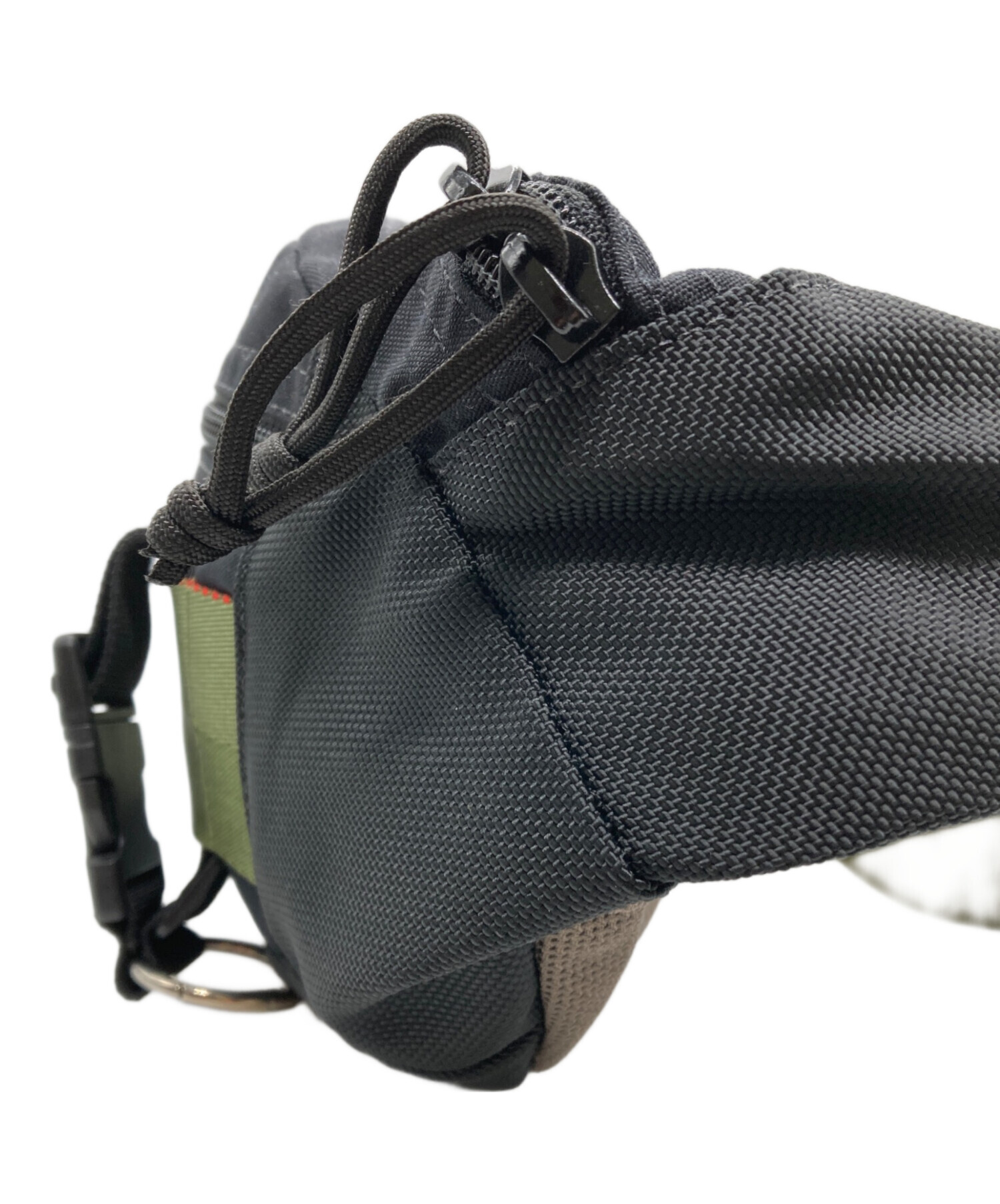 中古・古着通販】BRIEFING (ブリーフィング) トライポッドボディバッグ