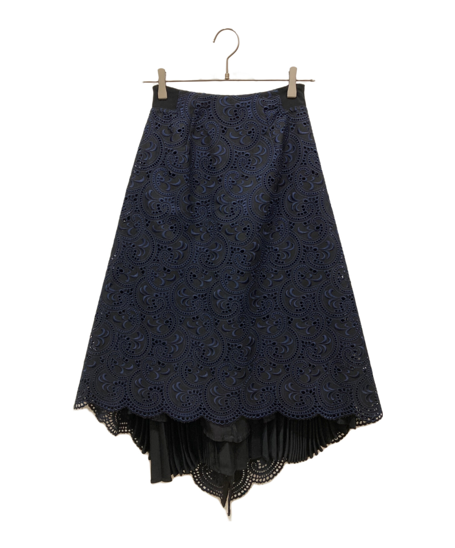 美品 シートーキョー Anna フレア スカート 34 SHE TOKYO 濃紺 中古・古着通販】SHE Tokyo (シートーキョー) レース刺繍フレア