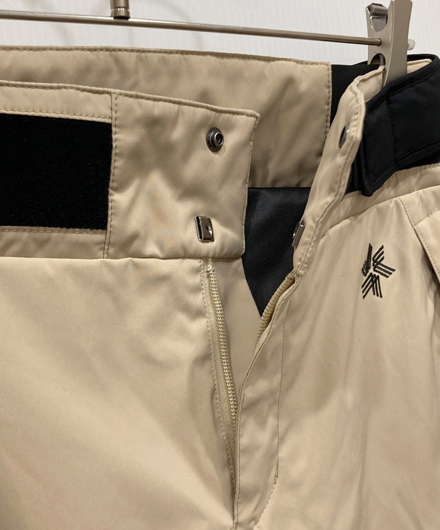 【未使用】ゴールドウィン GOLDWIN スキーパンツ XLレディース ベージュ 中古・古着通販】GOLDWIN (ゴールドウイン) Gソリッド カラー ワイド