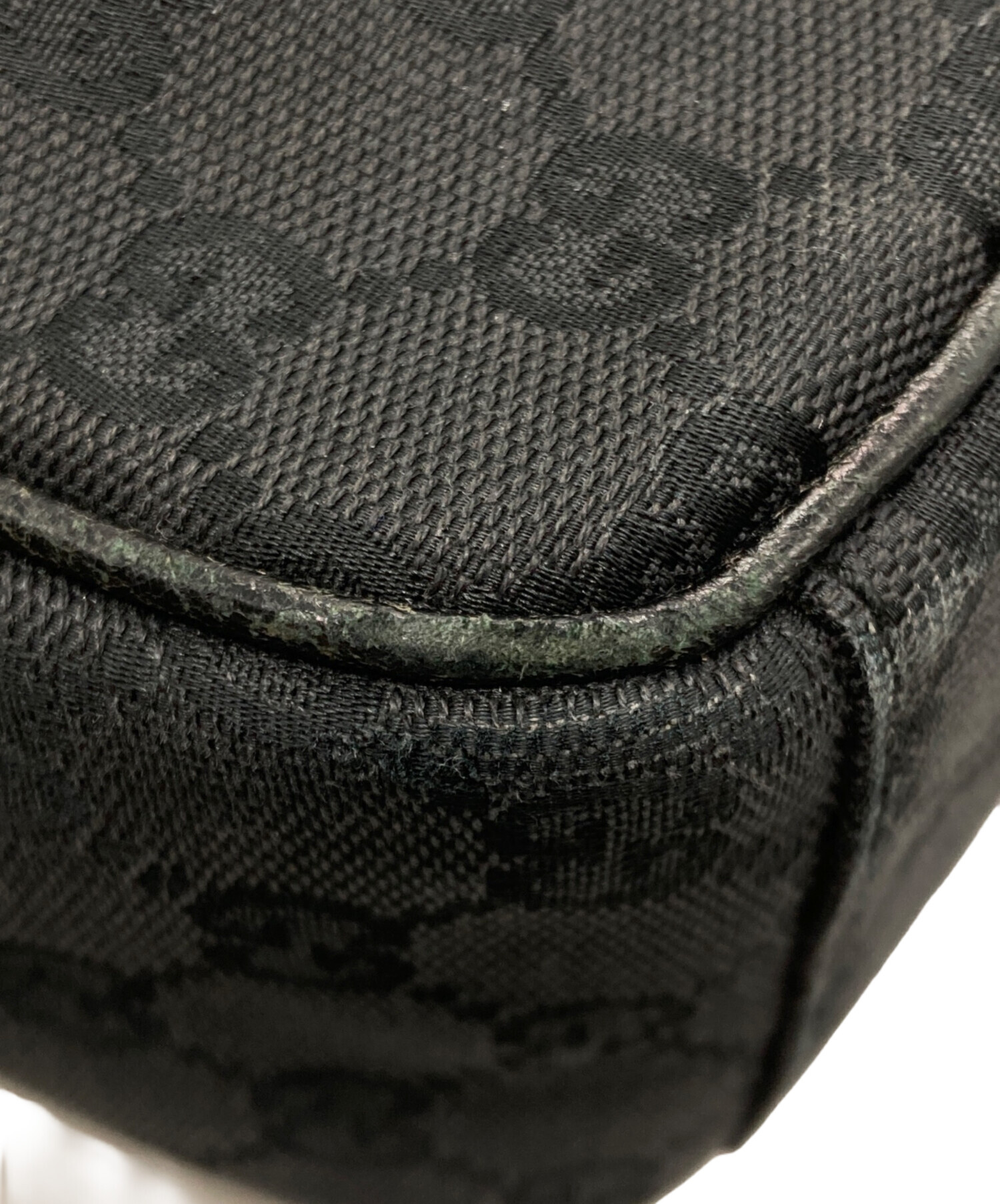 中古・古着通販】GUCCI (グッチ) ショルダーバッグ ブラック｜ブランド