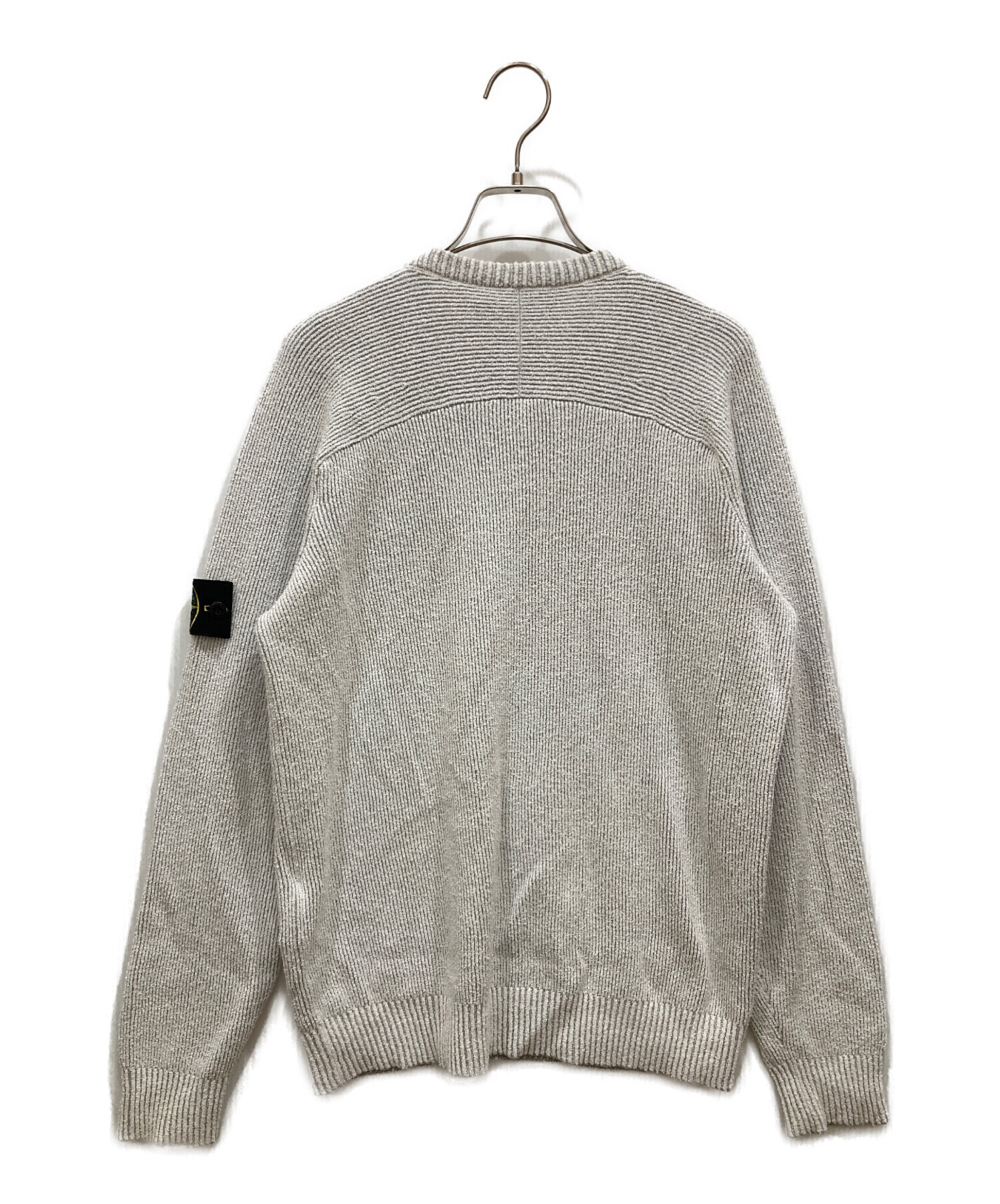 STONE  ストーンアイランド ニット セーター グレー ホワイト 中古・古着通販】STONE ISLAND (ストーンアイランド) ロゴパッチ