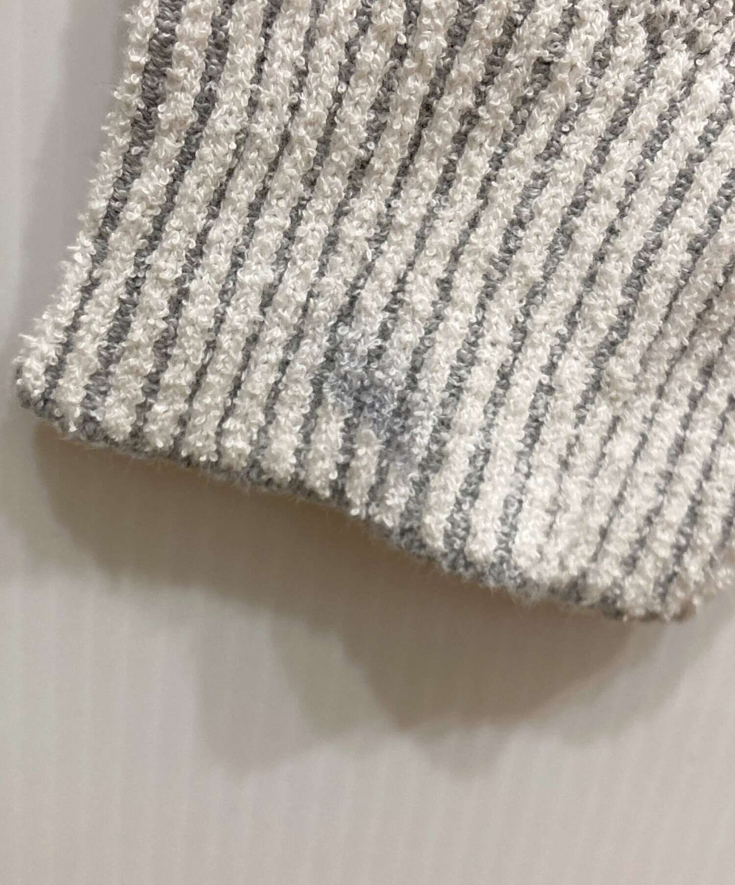 【入手困難】STONE  コンパスロゴパッチ ニット セーター L 中古・古着通販】STONE ISLAND (ストーンアイランド) ロゴパッチ