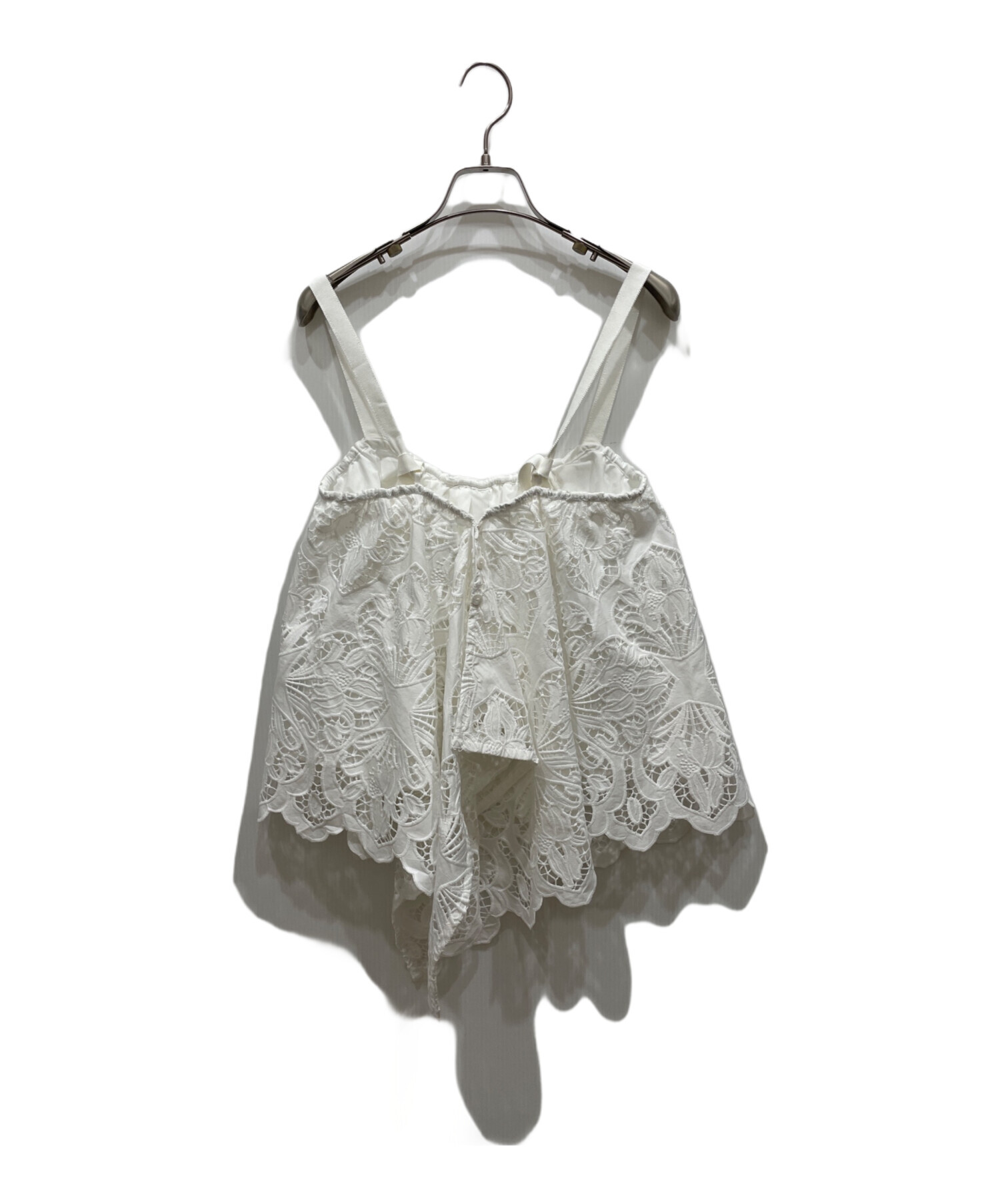 新品タグ付✨CADUNE カットワーク　レースキャミ　カデュネ　チュニック CADUNE カットワーク レースキャミ カデュネ チュニック 黒 - メルカリ